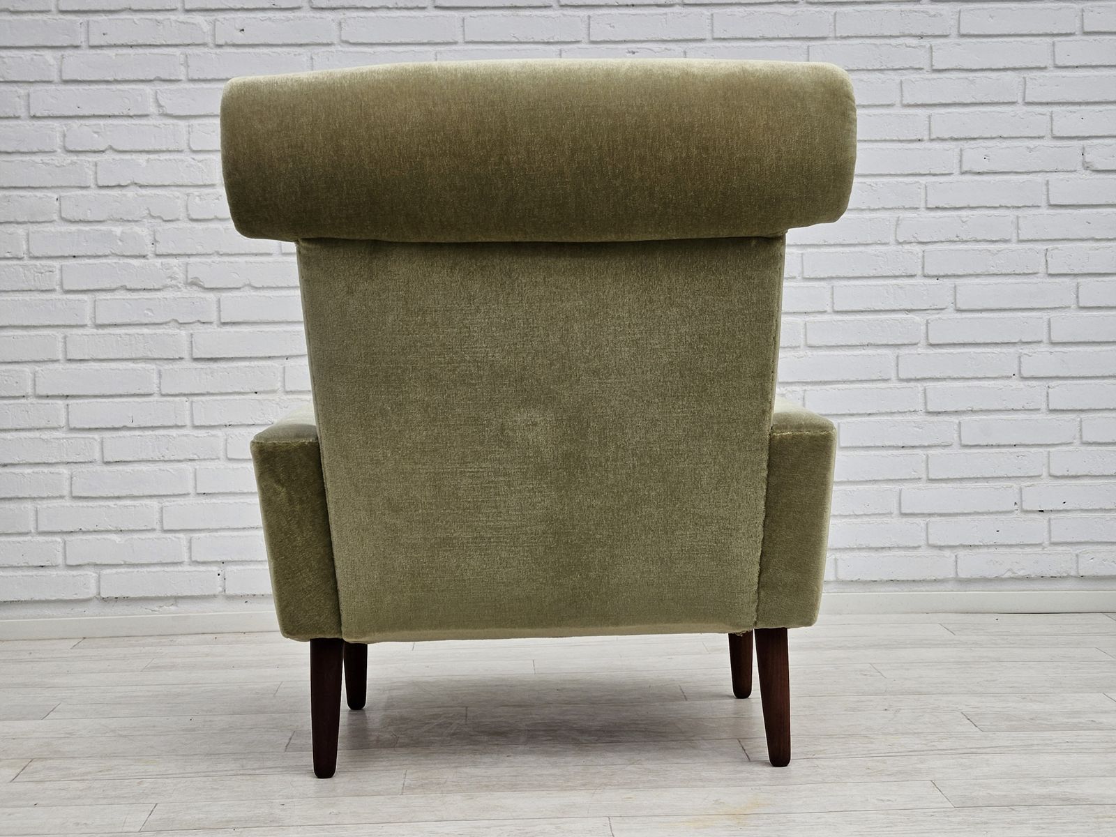Jaren 1970, Deense Fauteuil, Staat Zoals Gevonden, Meubelvelours, Geweven Wollen Stof, Teakhout. photo buy