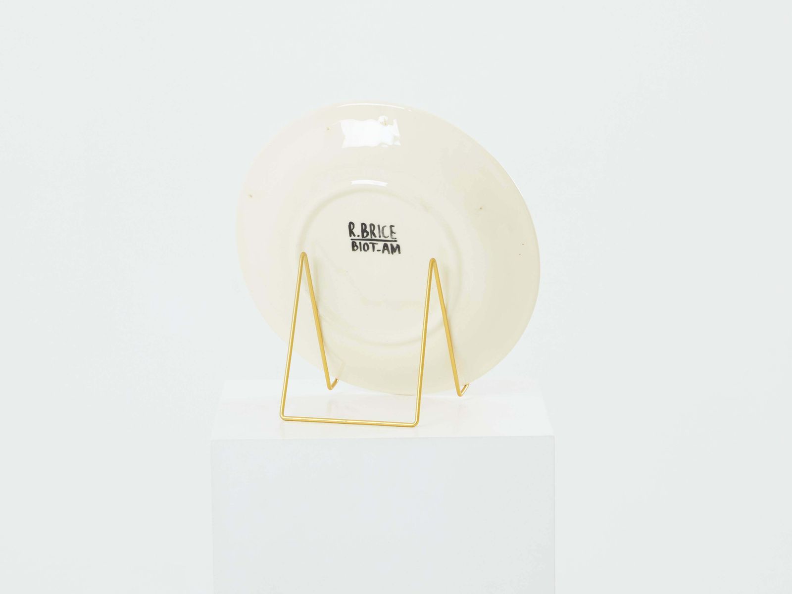 Assiette en céramique émaillée Roland Brice, 1950 photo vinterior