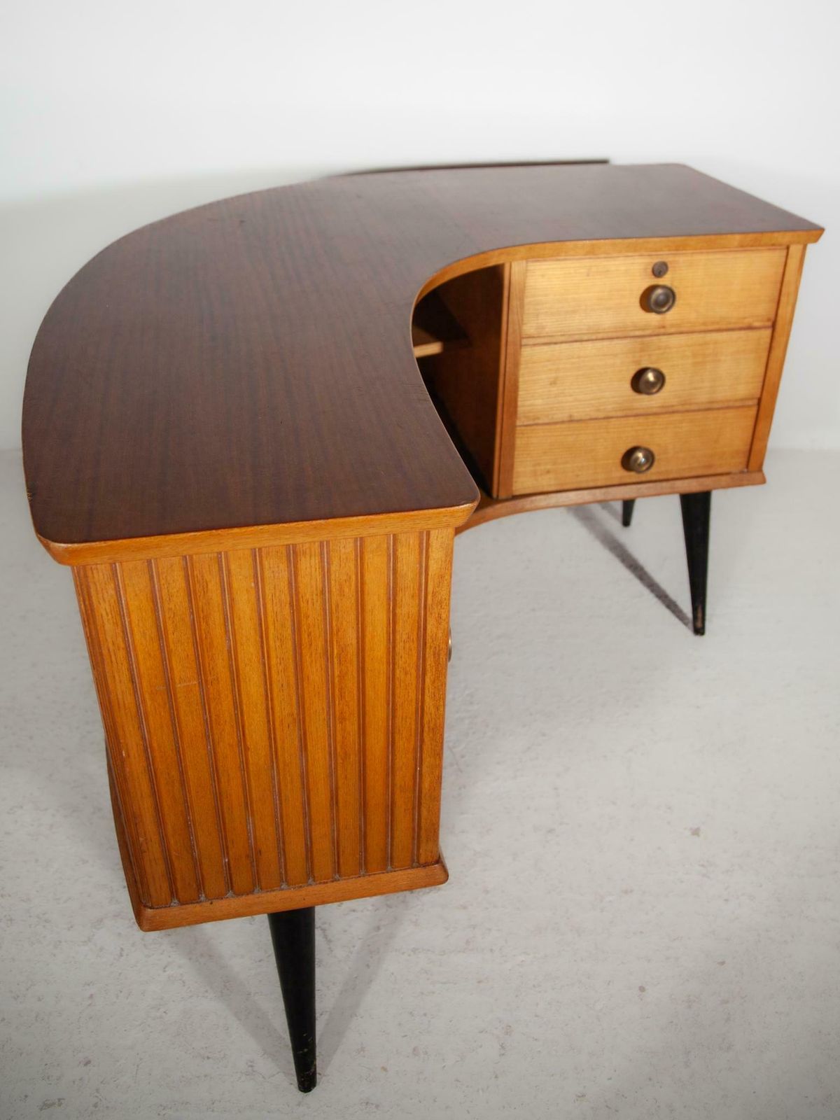 photo buy Boomerang Shaped Desk, Shop Counter, 1950s By Alfred Hendrickx