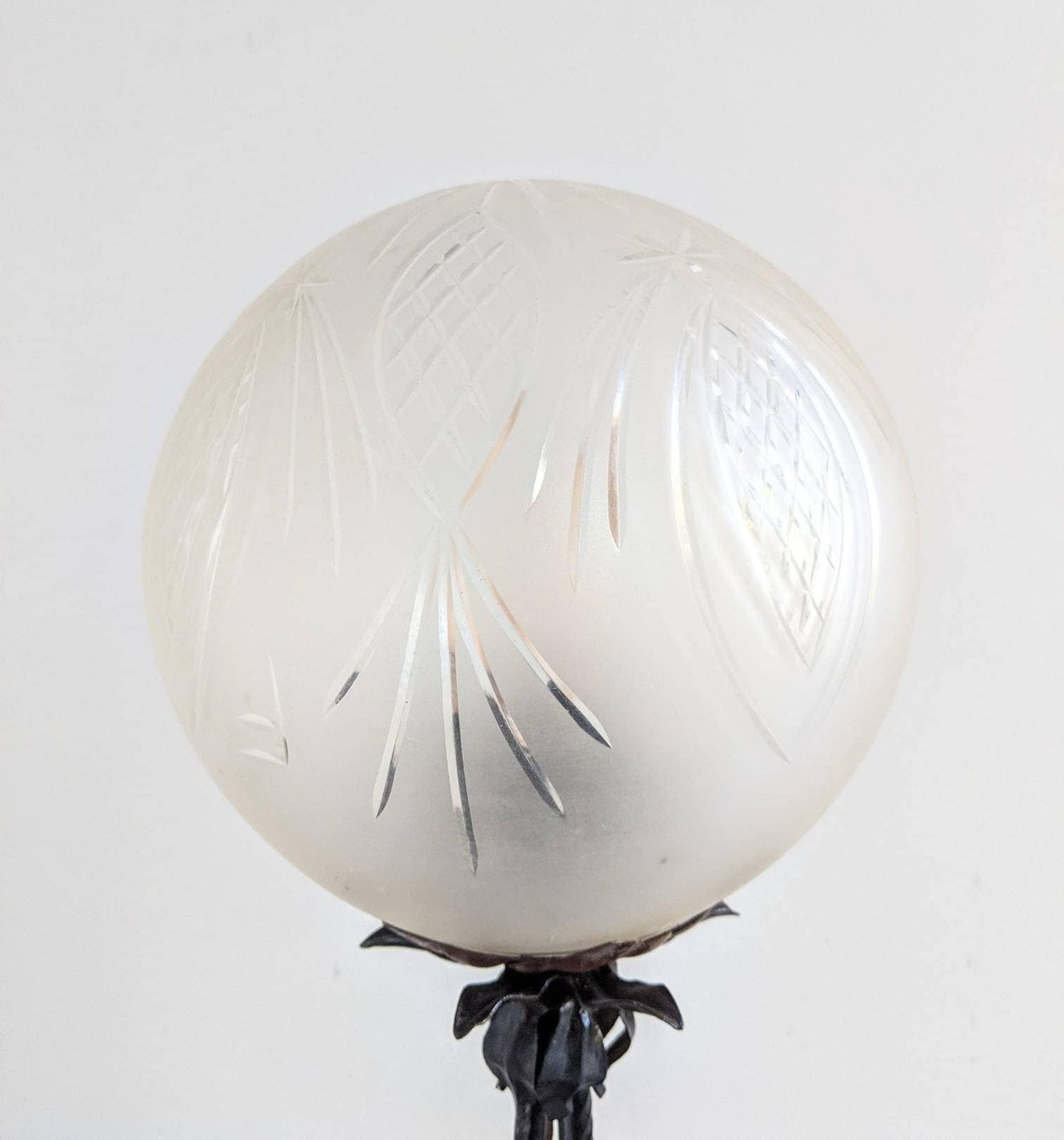 Beautiful Italian Handmade Metal Flower Base & Etched Glass Globe Shade Table Lamp photo buy