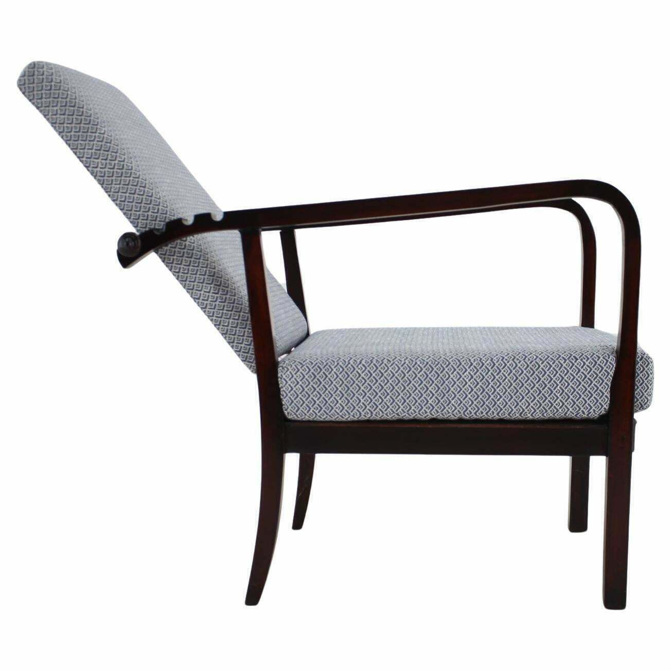 1940s Restored Beech Adjustable Armchair, Czechoslovakia