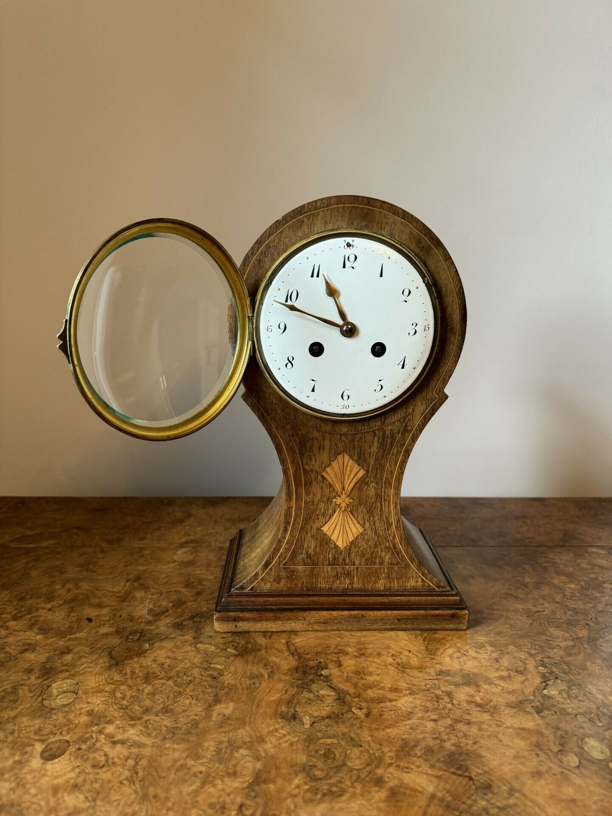 Wonderful Quality Edwardian Mahogany Inlaid Balloon Shaped Mantle Clock photo Home Decor