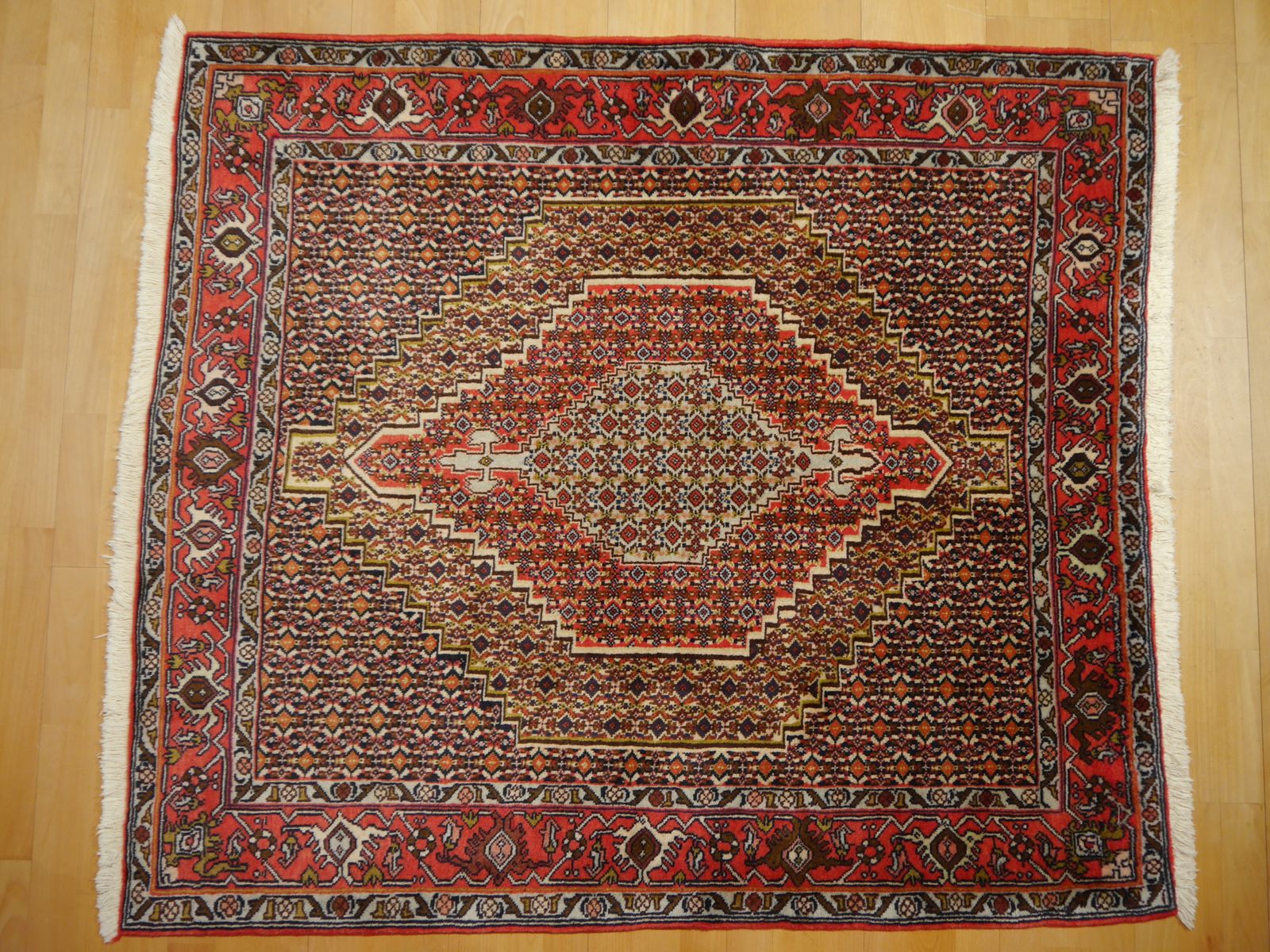 Bidjar Senneh Vintage Rug 4.7 X 4.1 Ft / 144 X 126 Cm photo 701.0