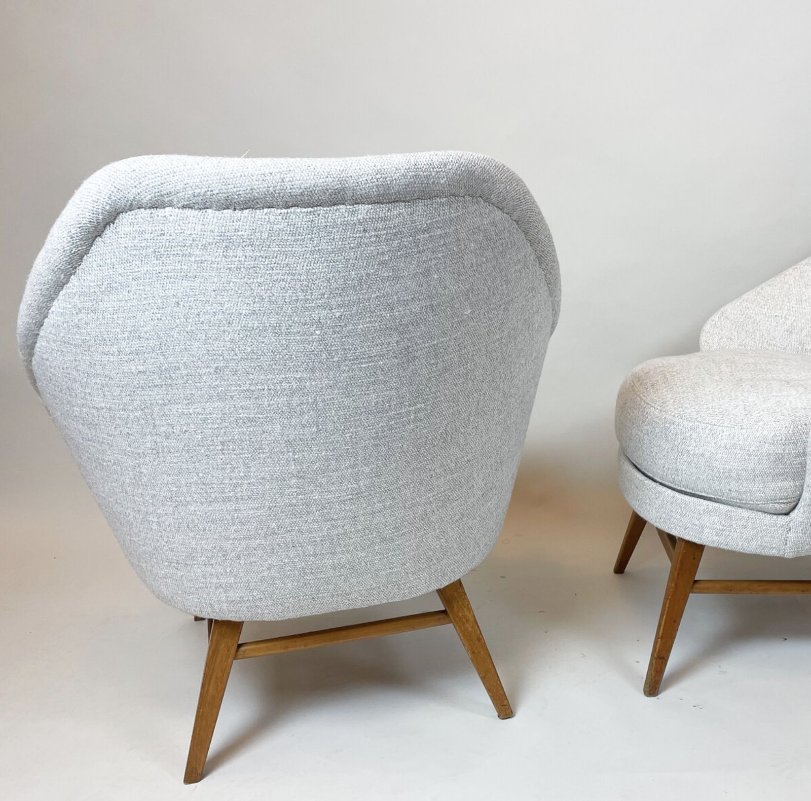 Mid Century Modern Pair Of Armchairs, Austro Hungarian, 1960s – New Upholstery photo 2870.0