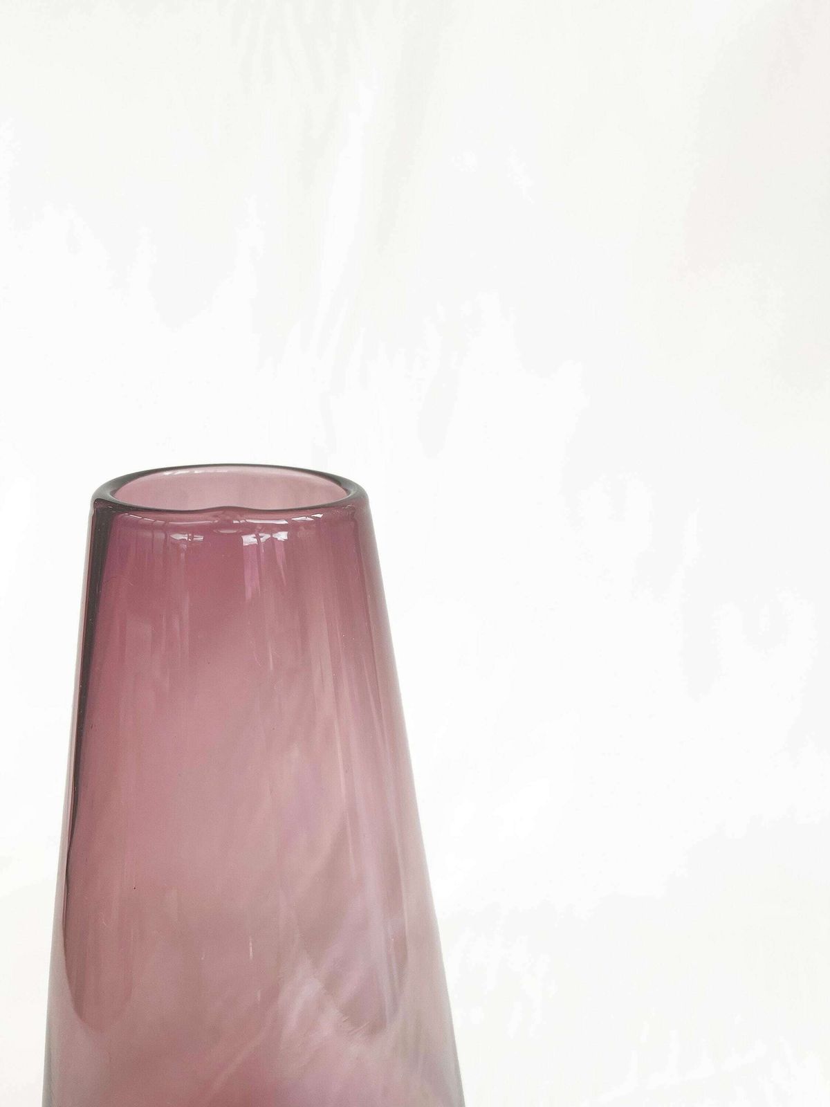 Midcentury Purple Glass Vase By Tamara Aladin For Riihimaen Riihimaen Lasi photo for sale