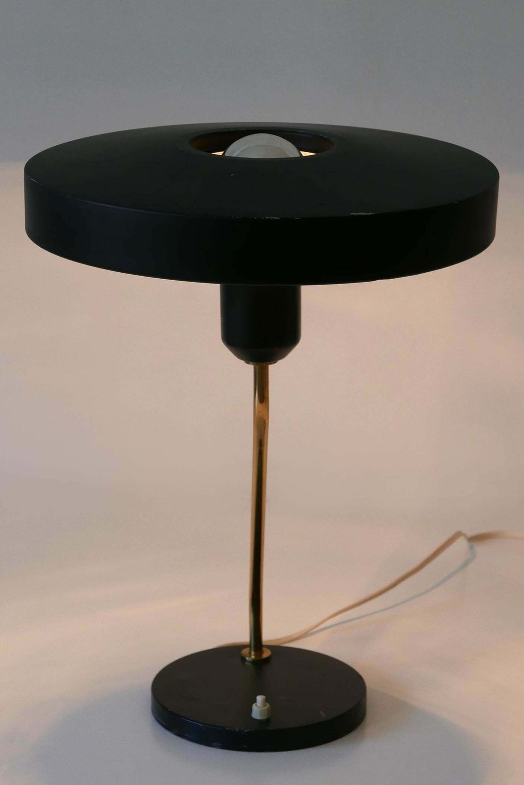 photo vinterior Mid Century Romeo Table Lamp Or Desk Light By Louis Kalff For Philips 1950s