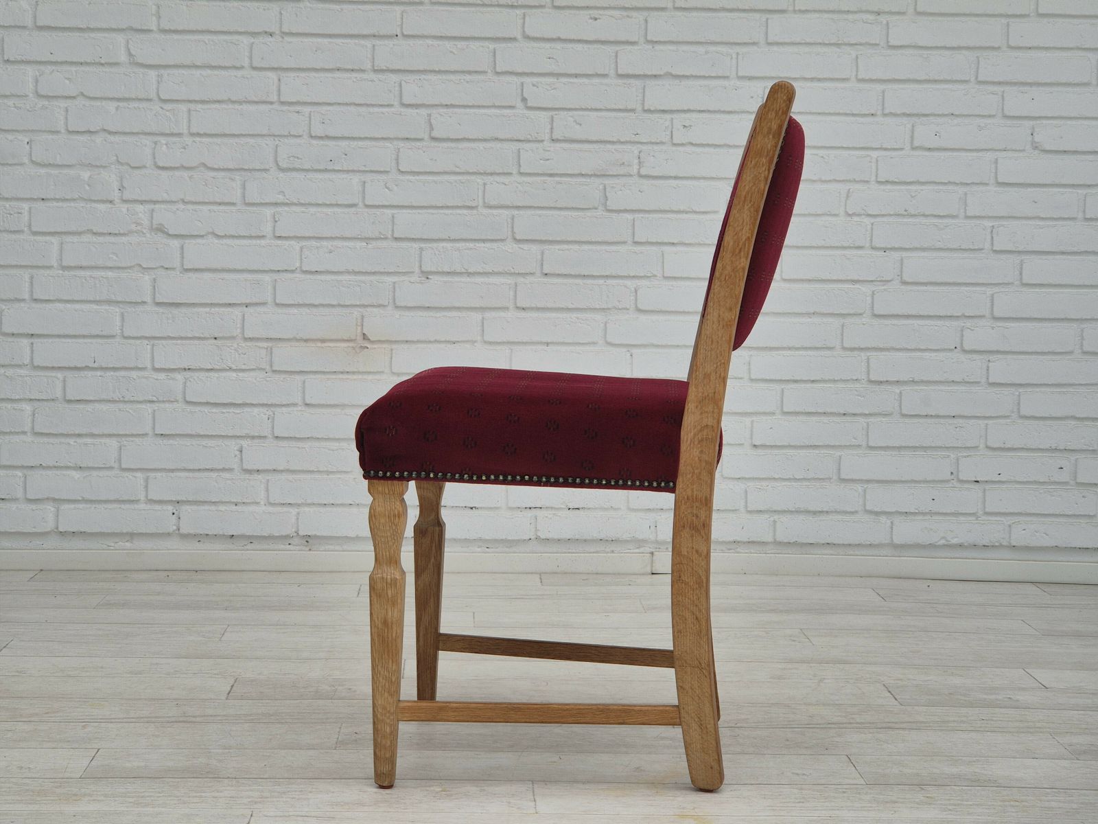 photo vintage Jaren 1970 – Set Van 6 Deense Eetkamerstoelen, Zeer Goede Staat, Eikenhout.