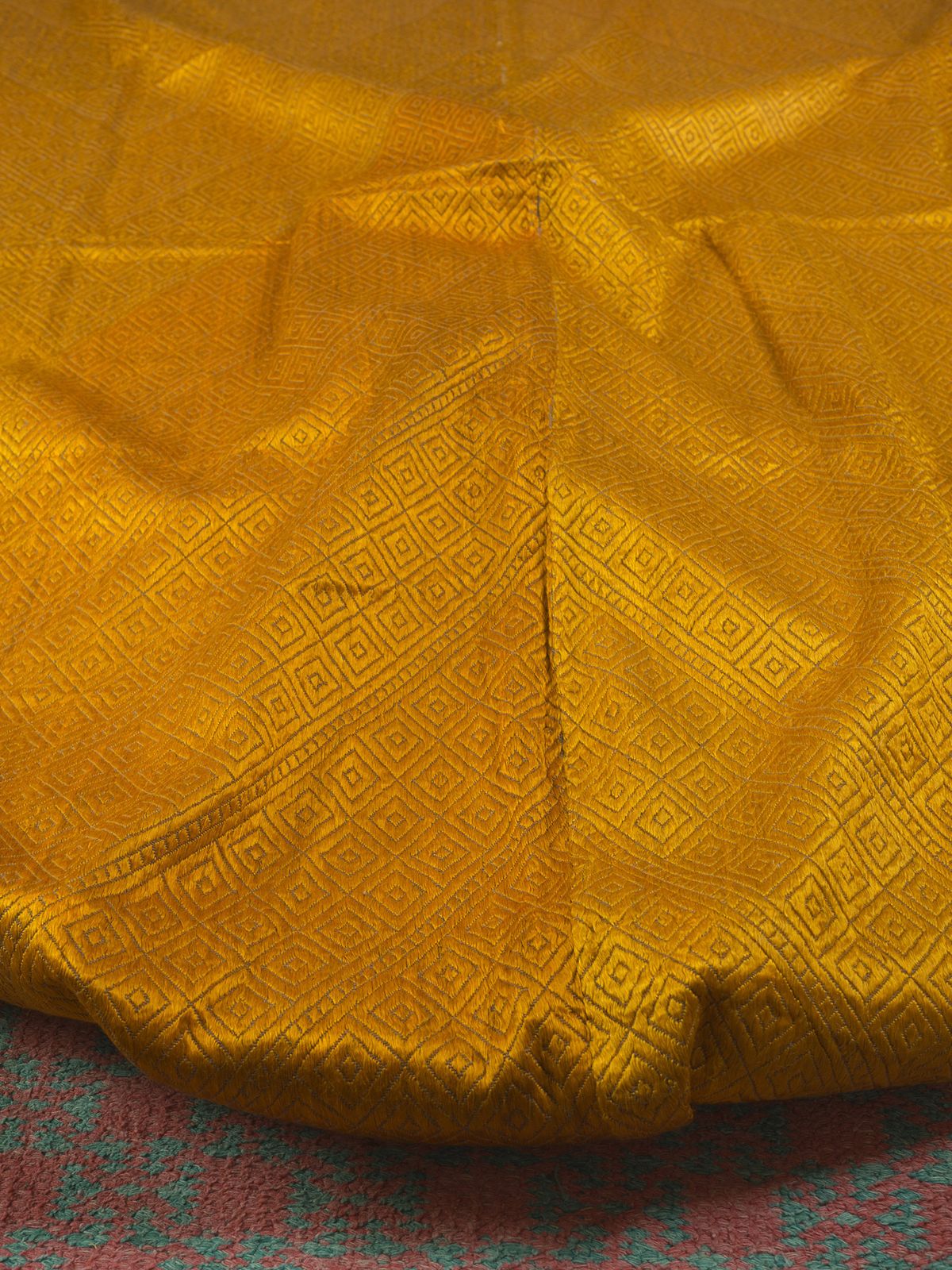 Gold Vari Da Bagh Phulkari Early 20th Century photo for sale