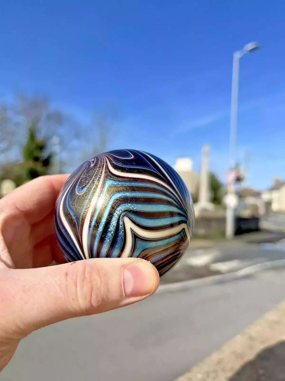 C1981 Iridescent Okra Spinarette Swirl Studio Glass Paperweight Richard Golding photo vinterior