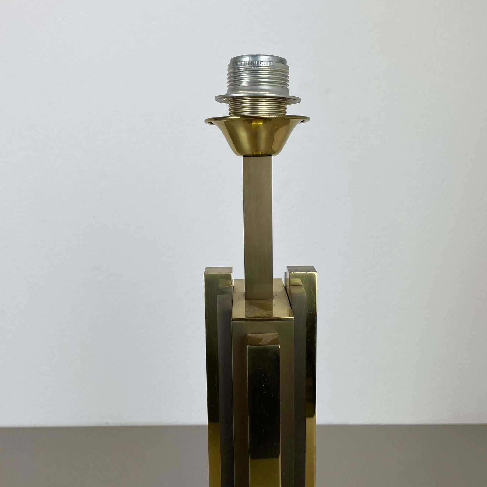 photo vintage Xl Hollywood Regency Brass Bicolor Table Light In Willy Rizzo Style, Italy 1970s