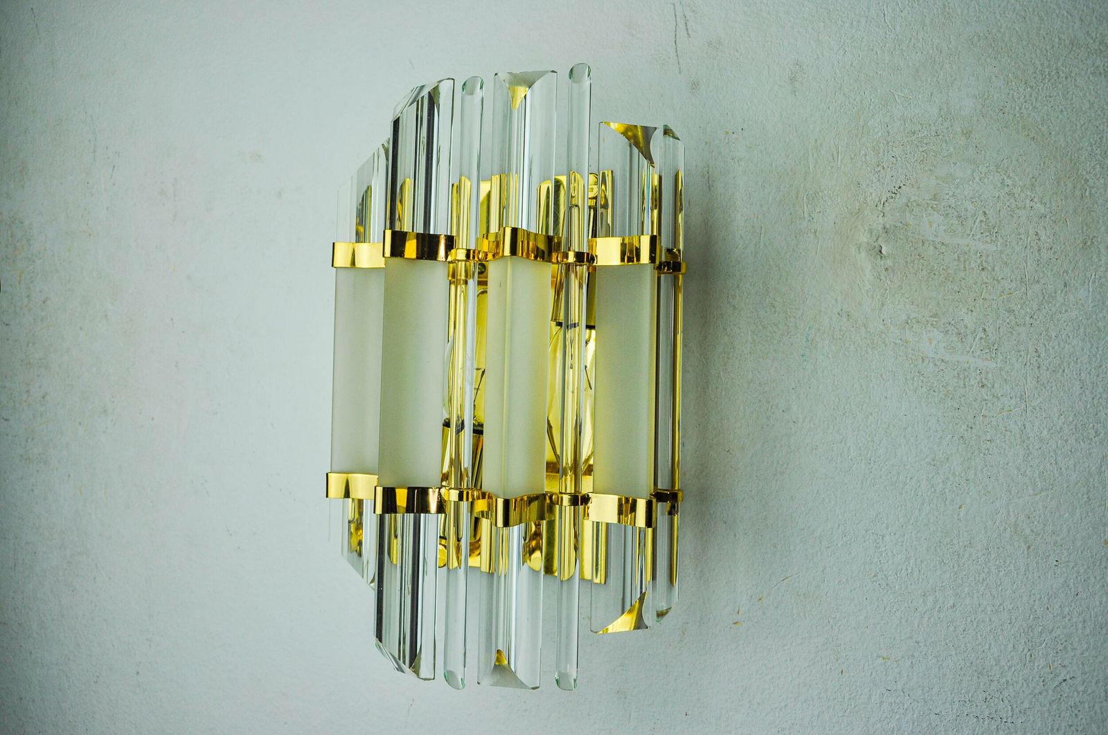 Venini Wall Lamp, Triedri Glass, Murano, Italy, 1970 photo for sale