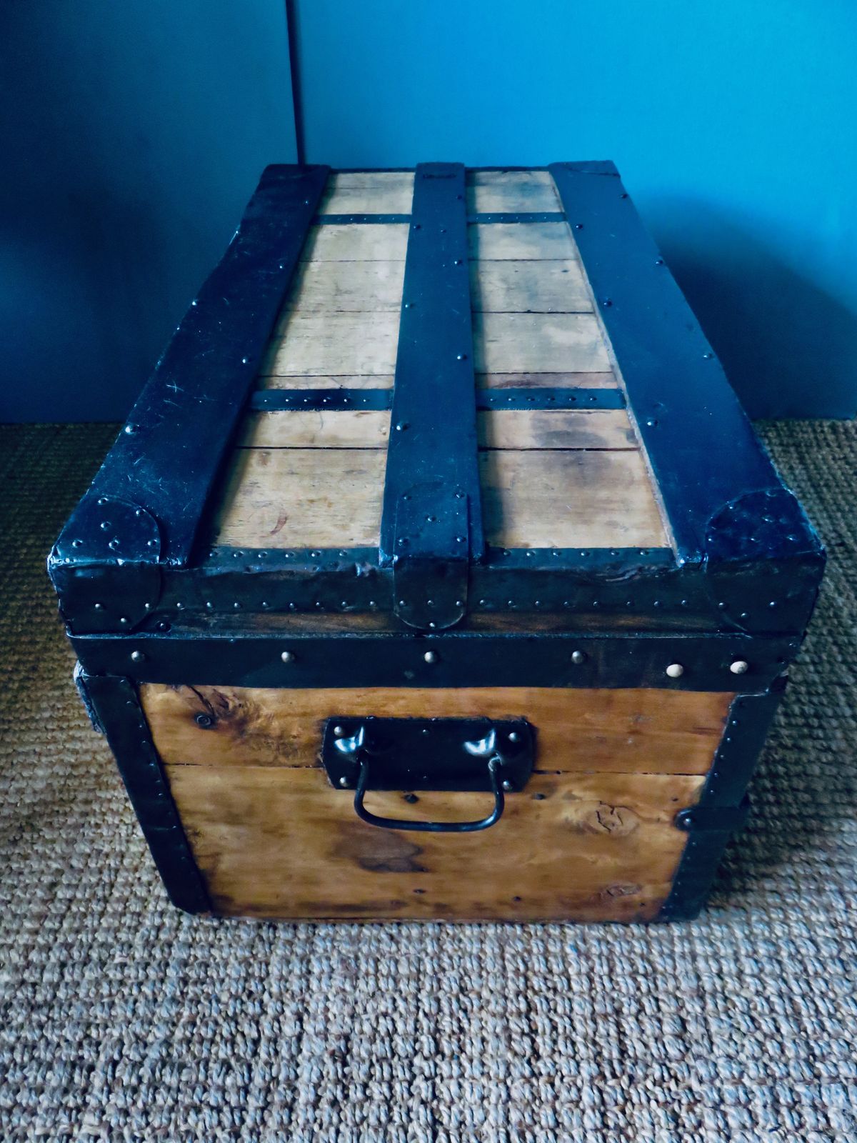 Cargo Trunk Or Seat. Wood And Metal, Frane Around 1900. photo 205.0