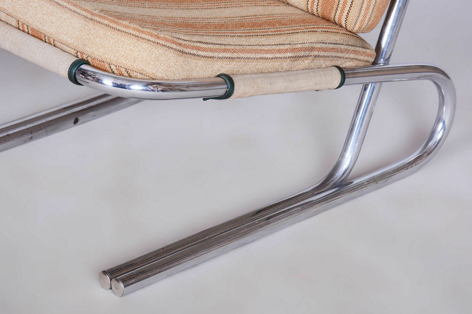 Set Of Two Original Bauhaus Armchairs, Chrome Plated Steel, Germany, 1940s photo vinterior