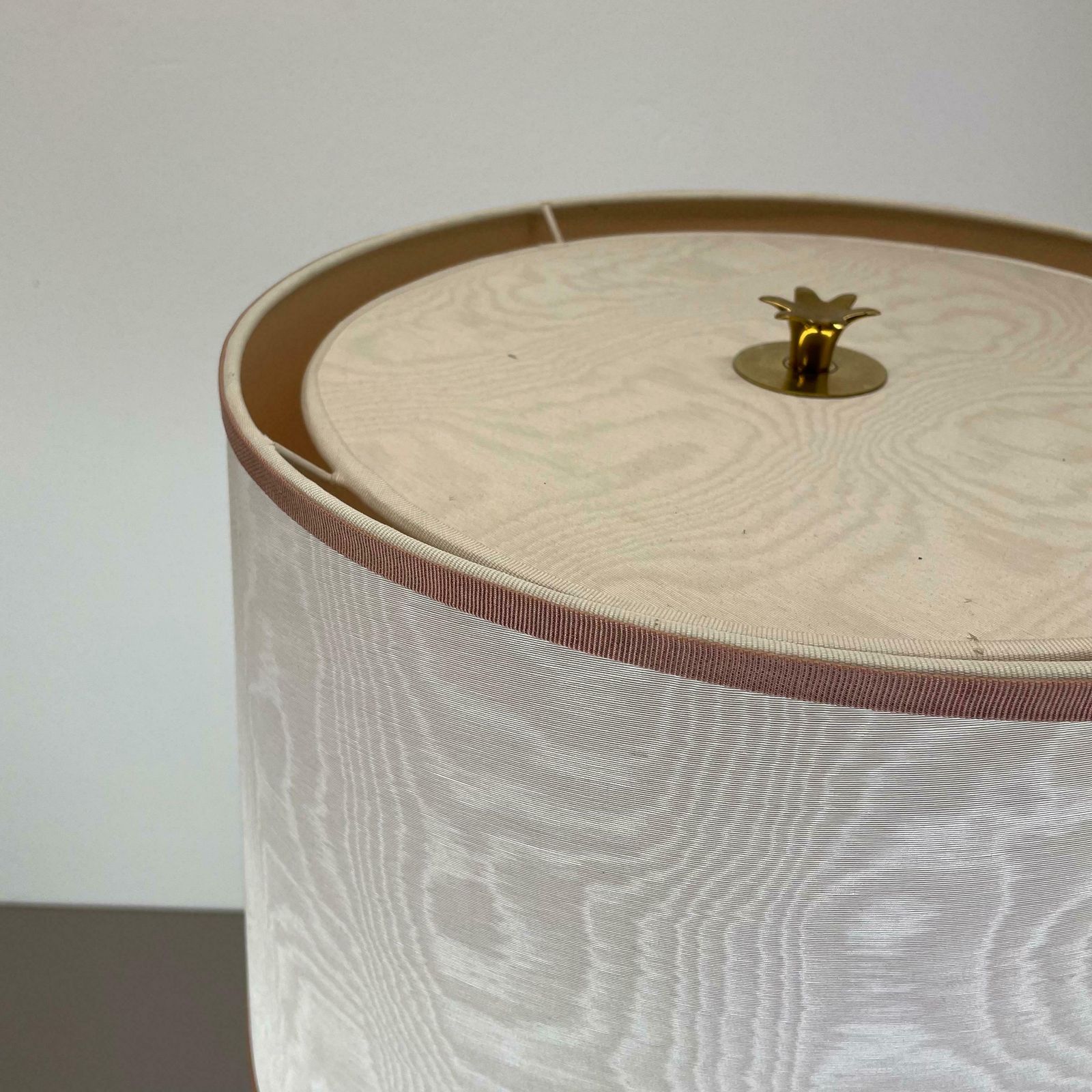photo furniture Large 82cm Brass "Pineapple" Table Light In Maison Charles Style, France 1970s