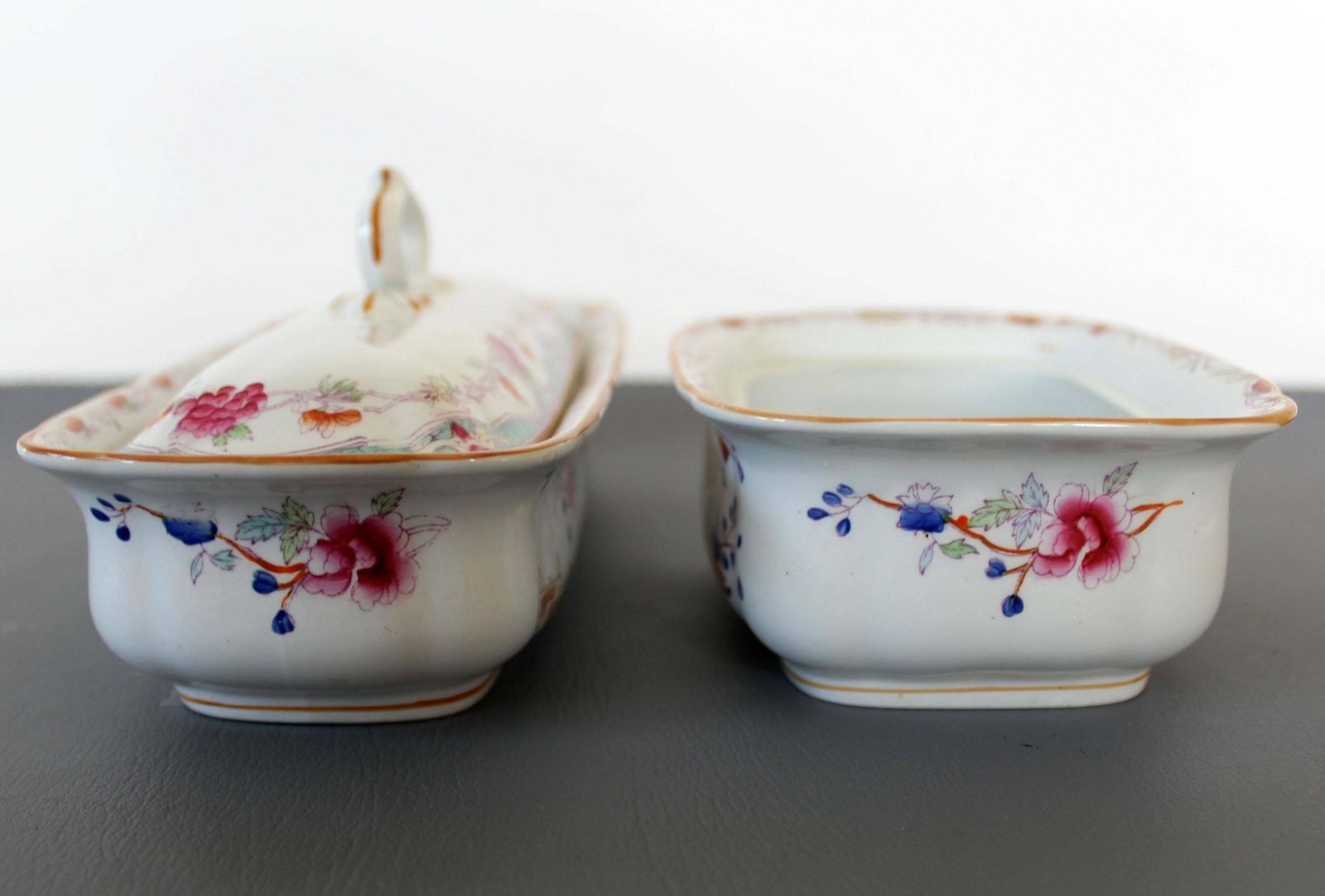 Two Antique Ceramic Soap Dish, Petrus Regout Maastricht, Decor Portici Circa 1860s, Oriental Design, Bird Of Paradise, Bathroom Organiser photo buy