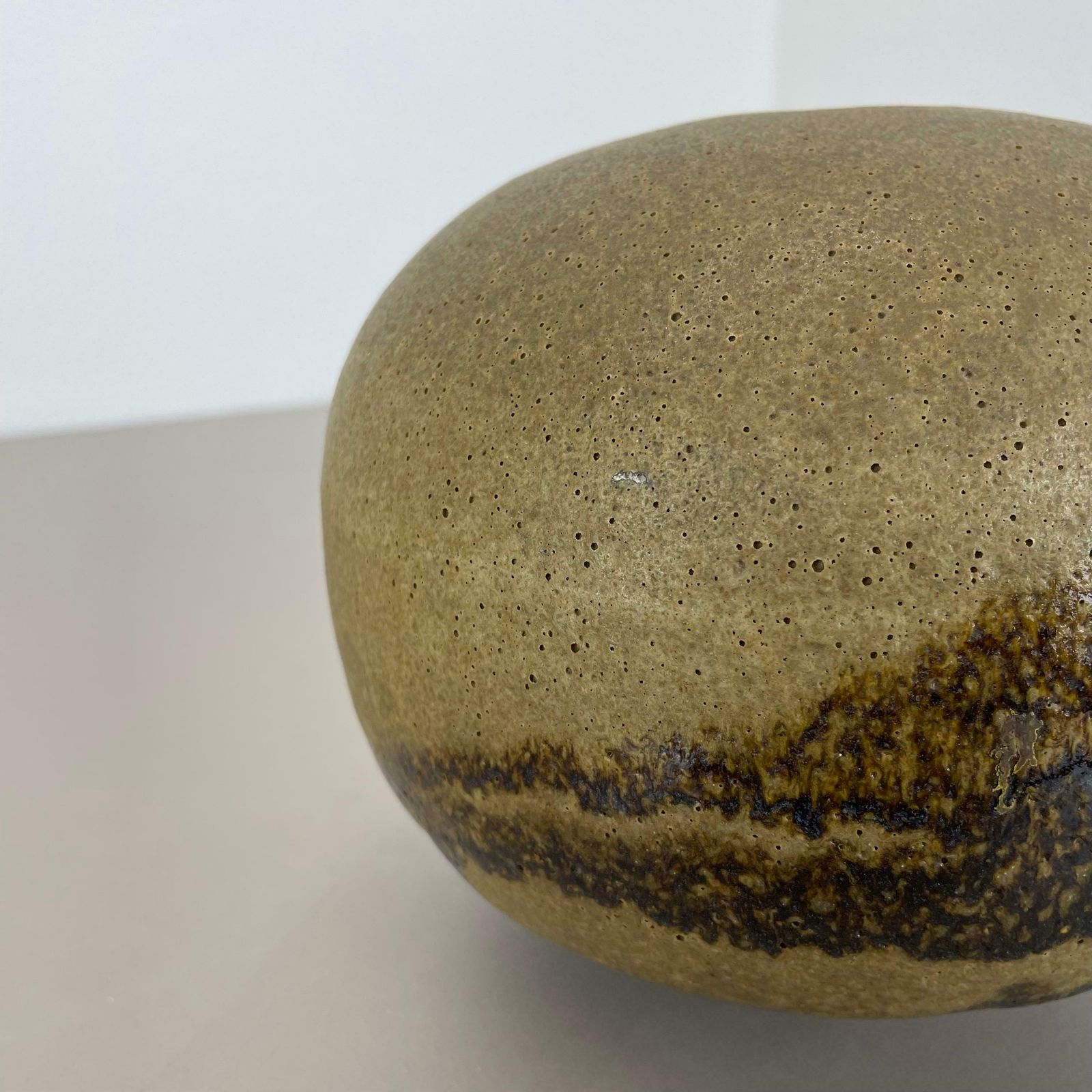 photo vintage Large Sculptural Studio Pottery Vase Object By Dieter Crumbiegel, Germany, 1980s