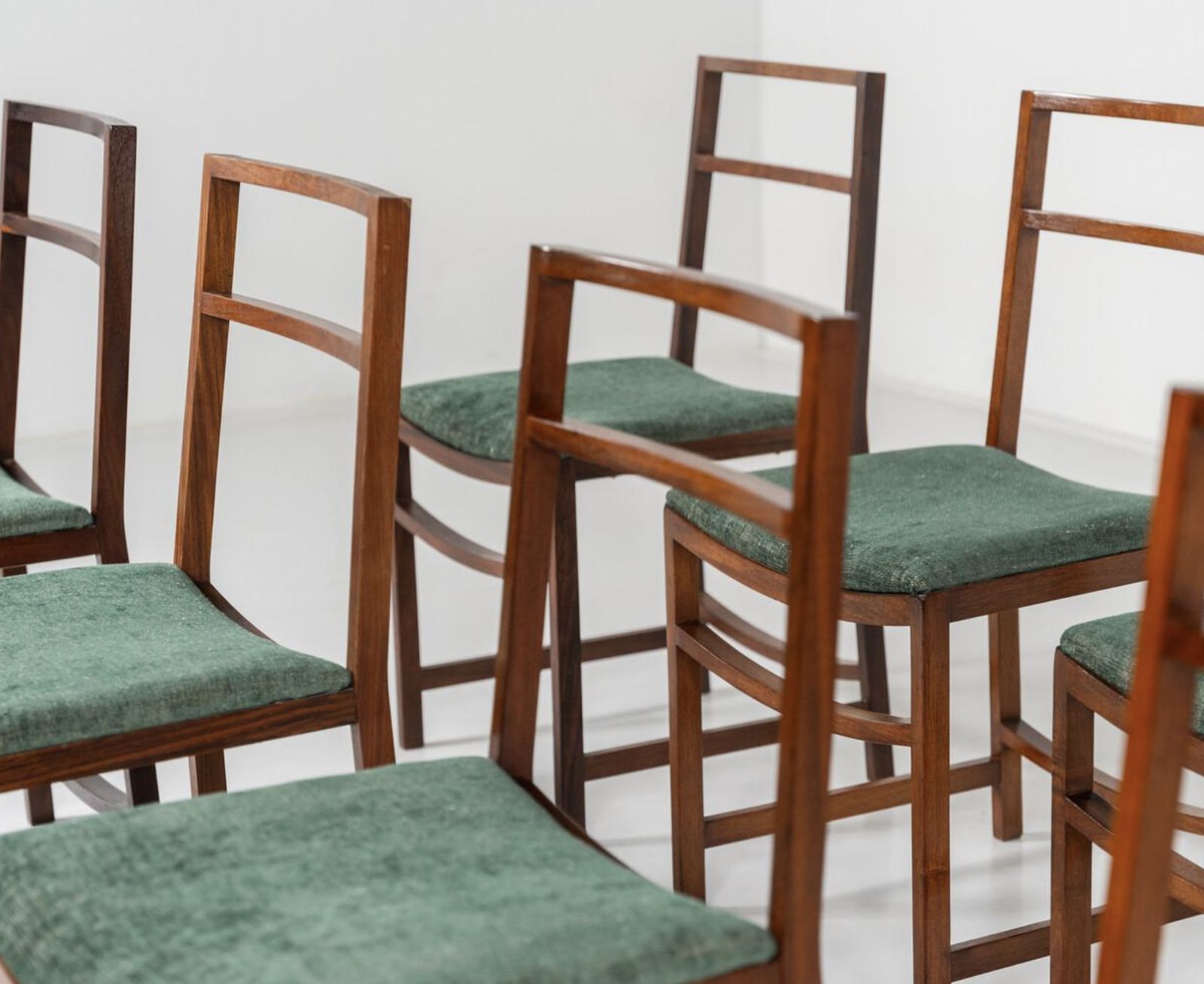 Set Of 8 Mid Century Modern Dining Chairs By Renato Venturi For Mim, 1950s photo Furniture