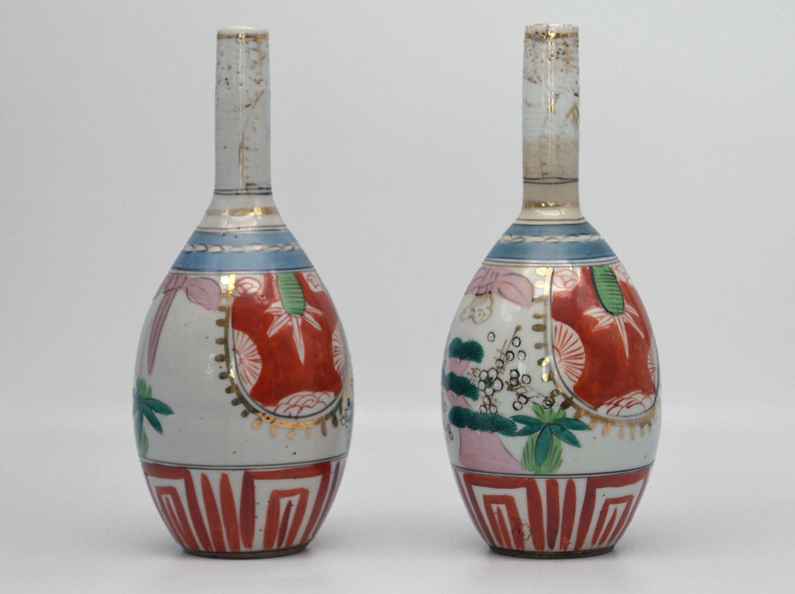 Pair Of Kutani Vases / Sake Bottles Dating From Meiji To Early Showa Period photo vinterior