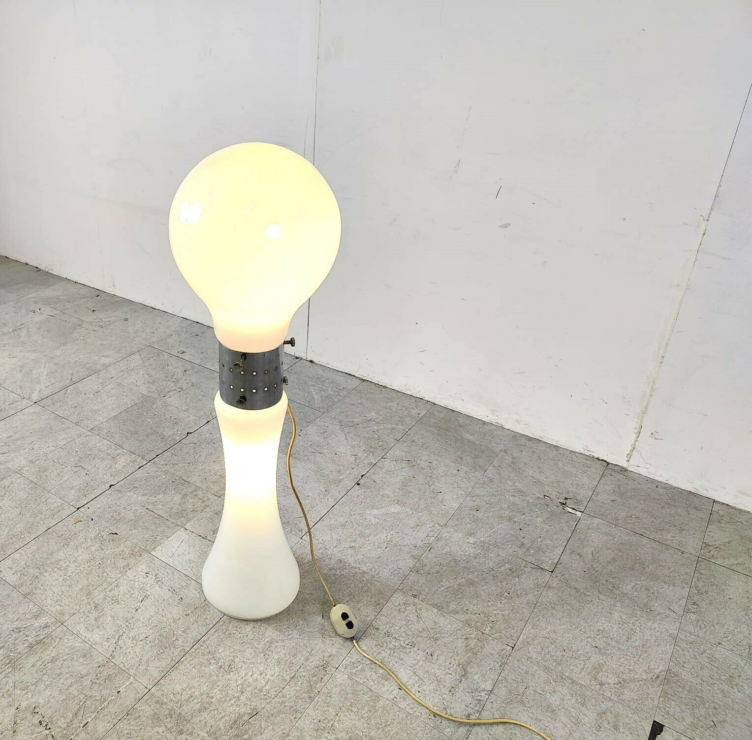 Birillo Floor Lamp By Carlo Nason For Mazzega, 1960s photo vinterior