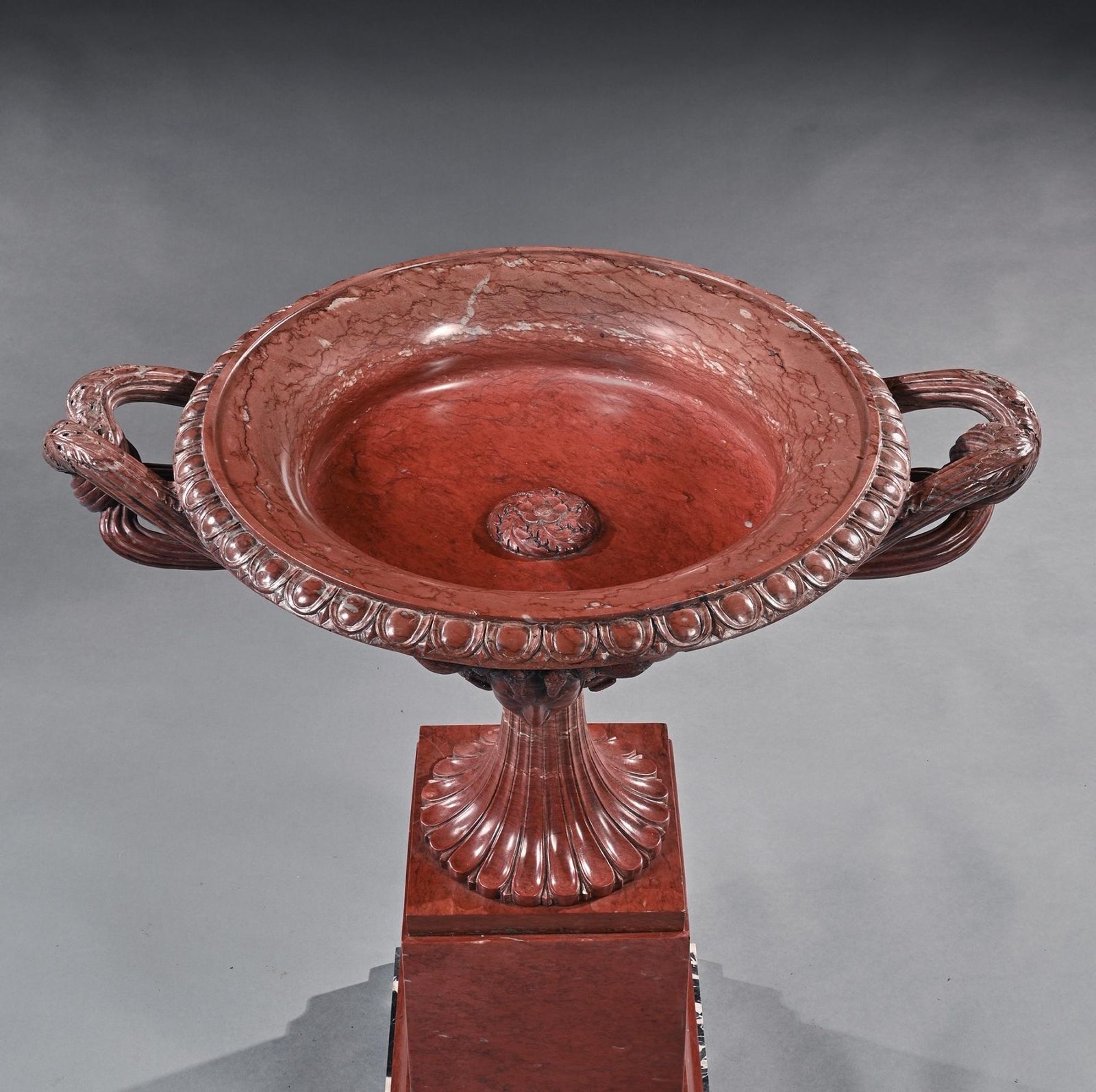 A Huge Italian Grand Tour Rosso Antico Marble Mug Attributed To Benedetto Boschetti Mid 19th Century photo vintage