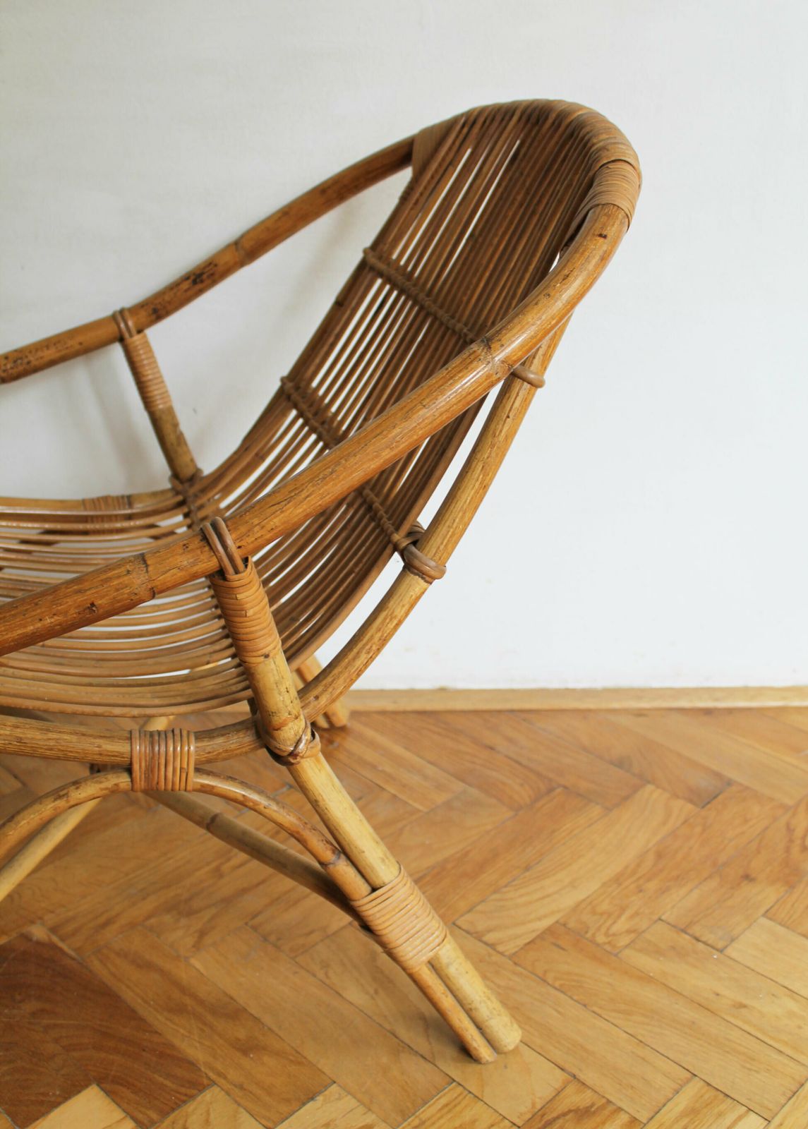 photo buy 1960's Set Of Four Rattan Armchairs And Side Table By Jaroslav Prochazka For Uluv