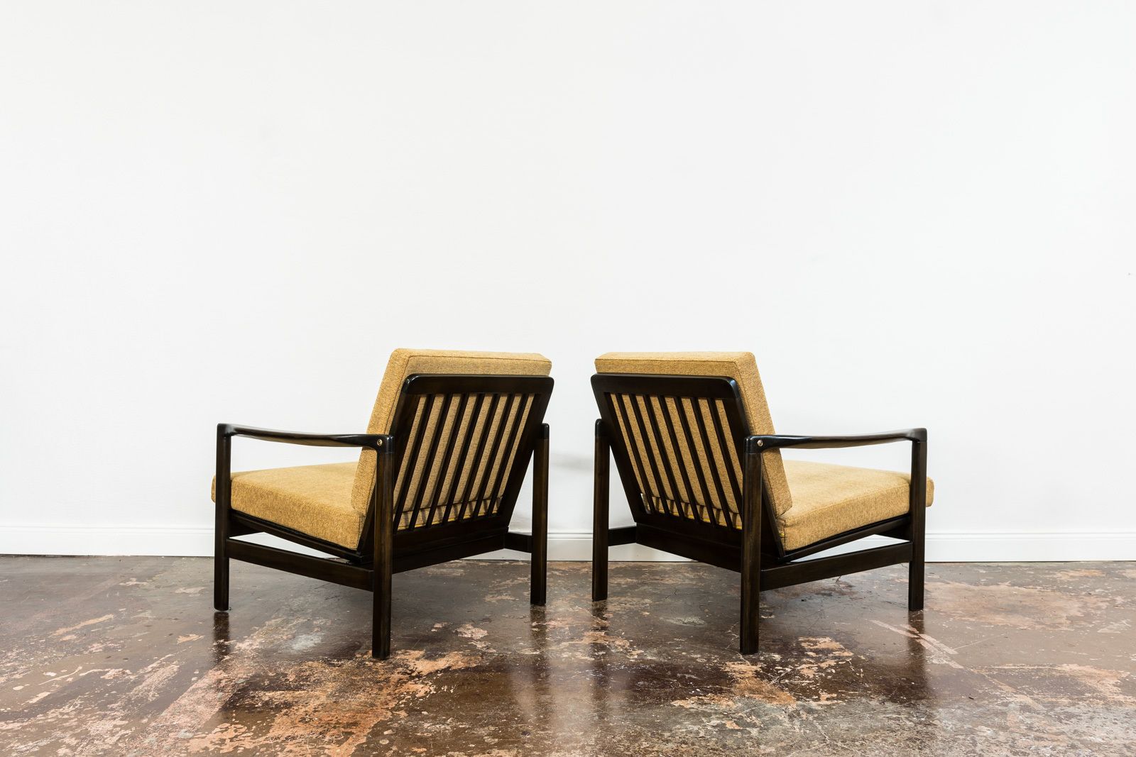 photo furniture Pair Of Orange Restored Mid Century Armchairs By Zenon Bączyk, 1960's