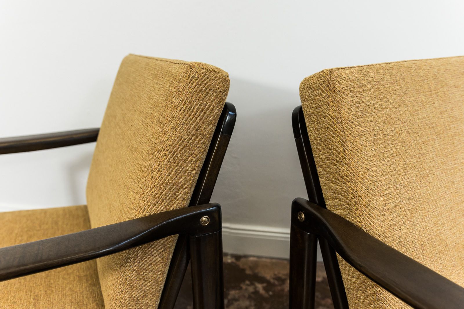 photo buy Pair Of Orange Restored Mid Century Armchairs By Zenon Bączyk, 1960's