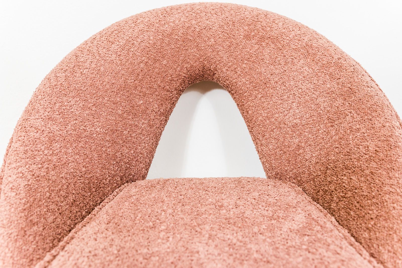 photo furniture Pink Shell Cocktail Chair, 670's