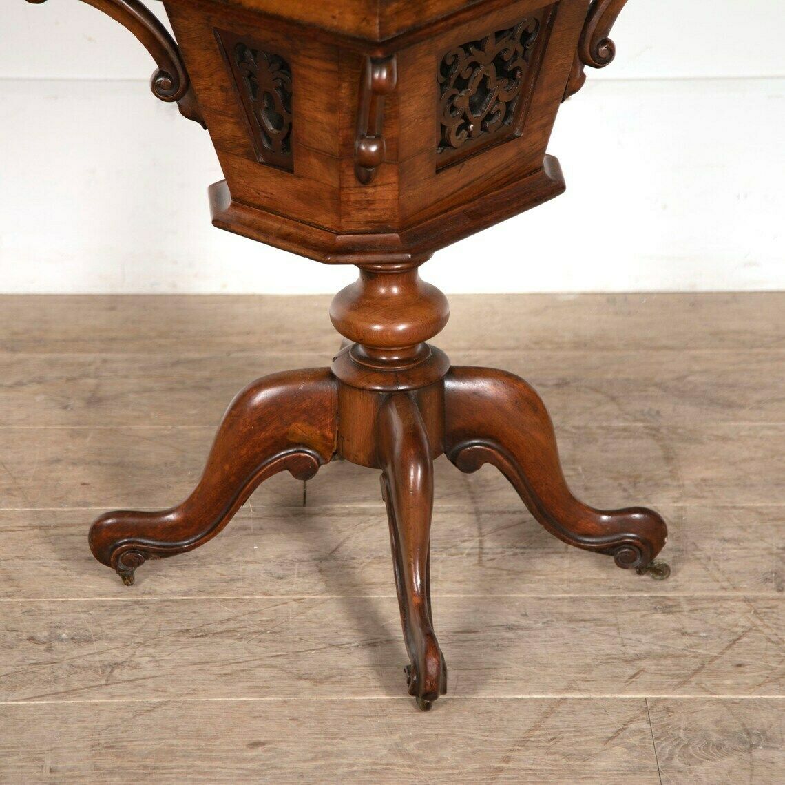 Exceptional Antique C19th English Walnut Sewing Table photo 445.0