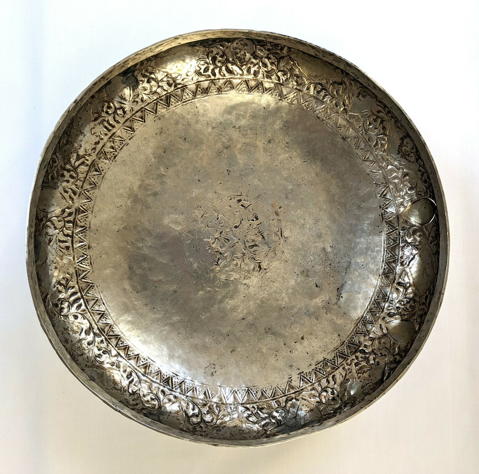 Antique Islamic Malay Large Silver Bowl With Delicately Engraved Relief Decoration photo Home Decor