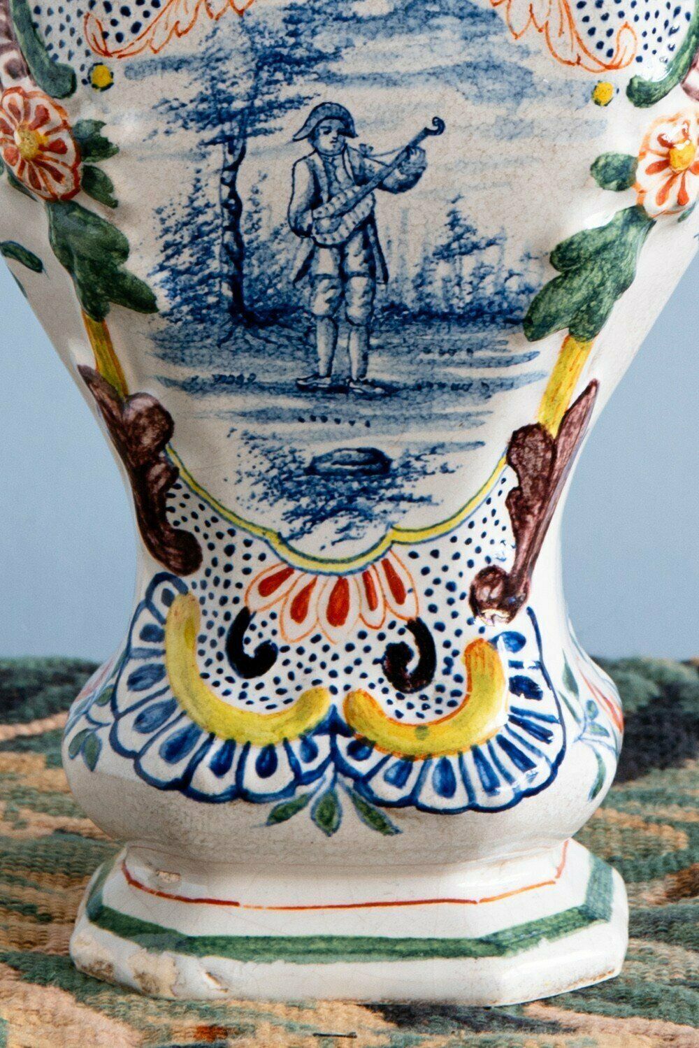 795.0 Dutch Delftware, Pair Of Polychrome Covered Baluster Vases, 18th Century photo