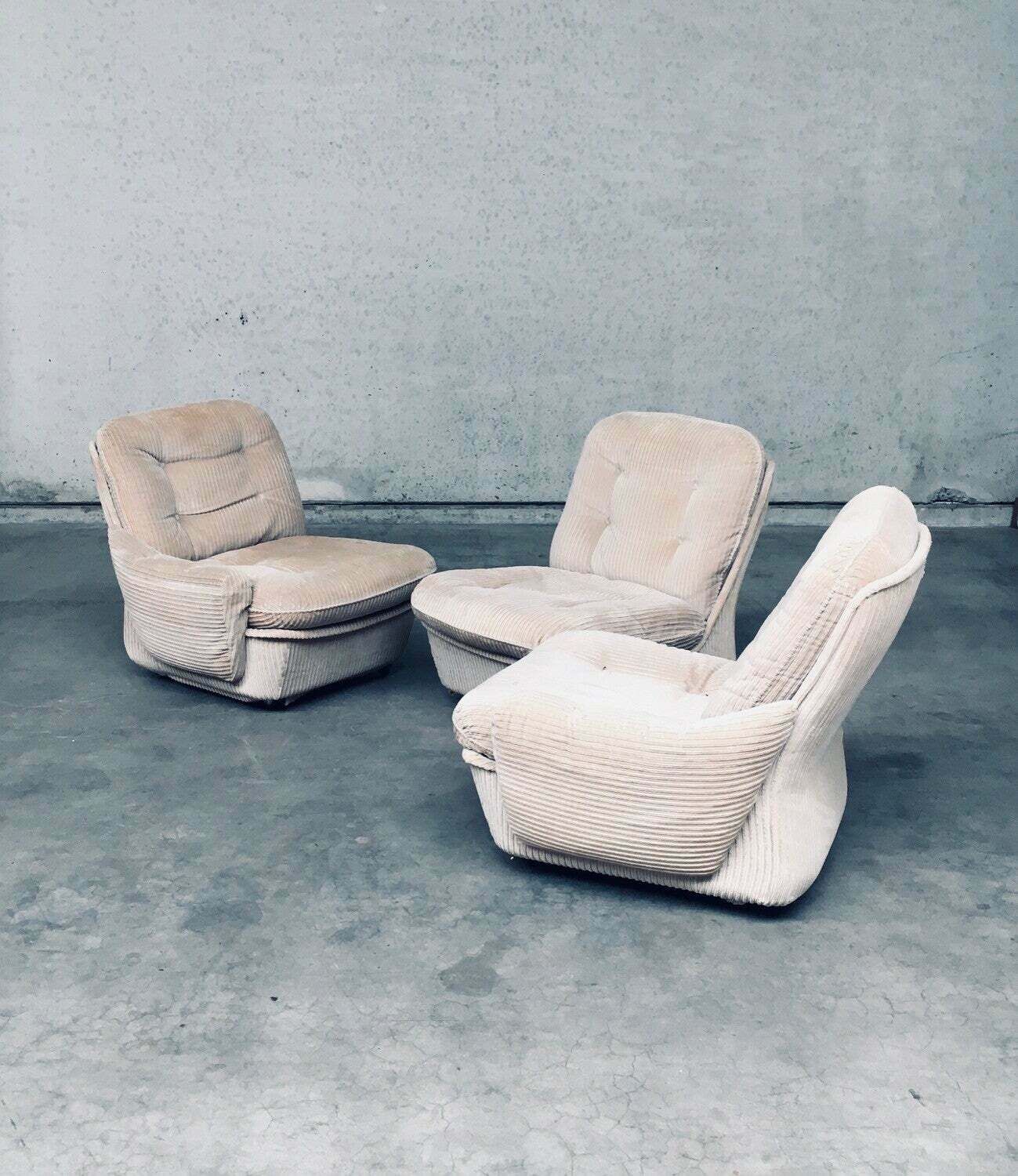photo buy Orchid Modulaire Bank & Fauteuil Van Michel Cadestin Voor Airborne, Frankrijk, Jaren 1970