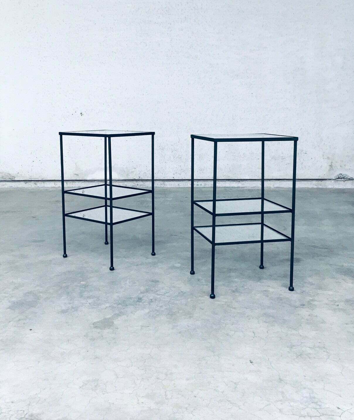 Meubels Minimalistisch Design Drielaags Bijzettafelset, België, Ca. Jaren 1960 photo