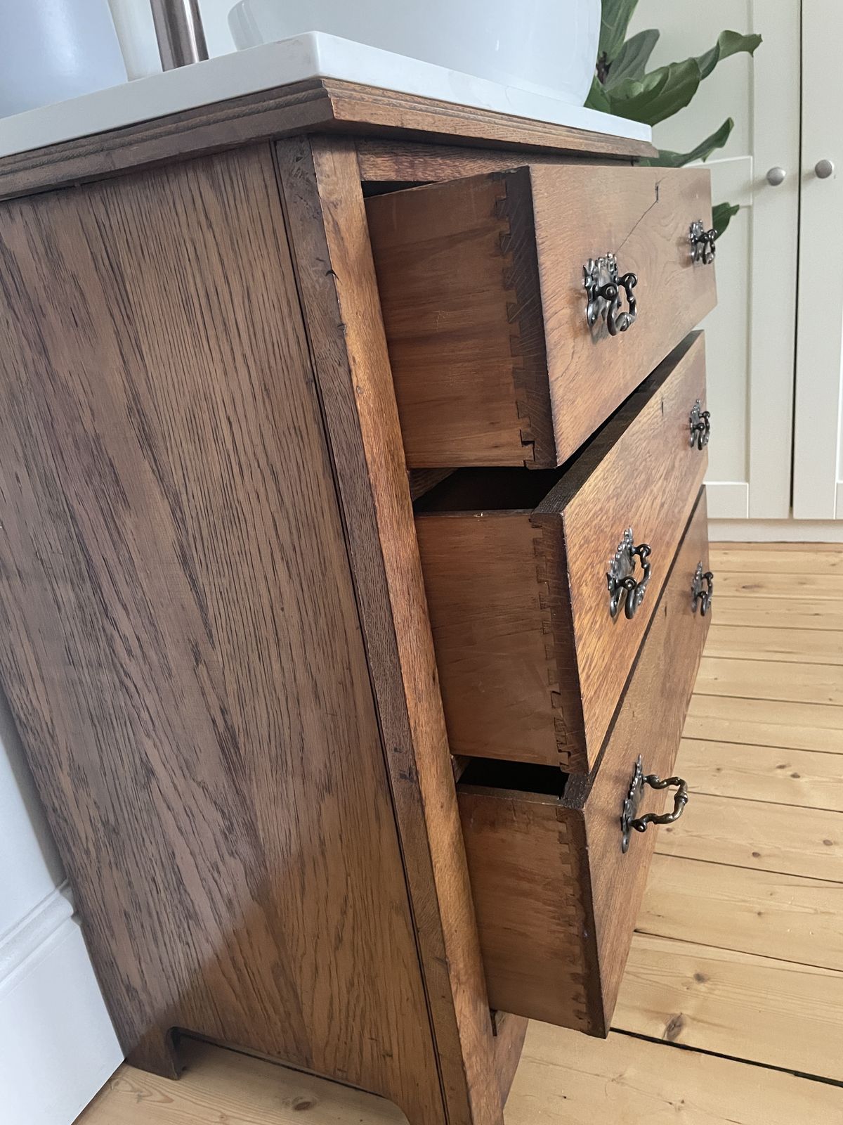 Antique Vanity Unit, 19th Century photo Furniture