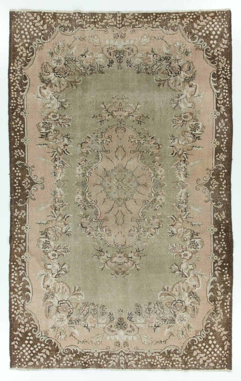 Large Vintage Anatolian Oushak Rug. Hand Knotted Wool Carpet