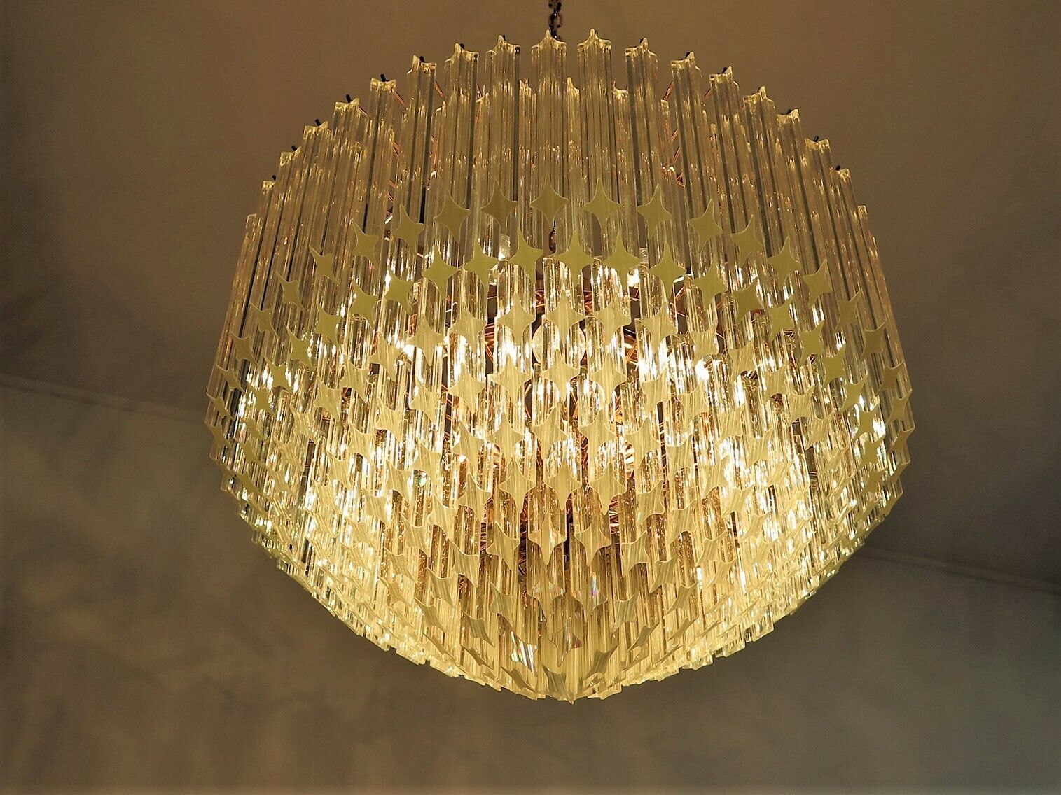 4025.0 Modern Quadriedri Murano Glass Chandelier   265 Trasparent Prism   Gold Frame photo