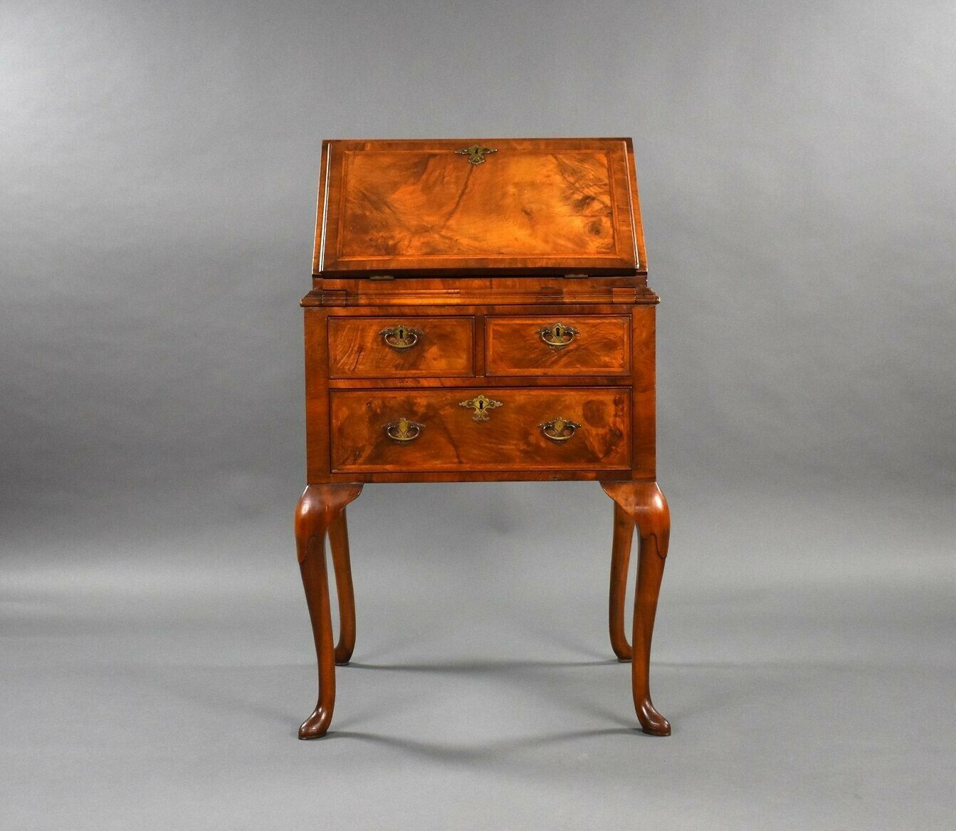 Queen Anne Style 1930s Walnut Bureau photo vinterior