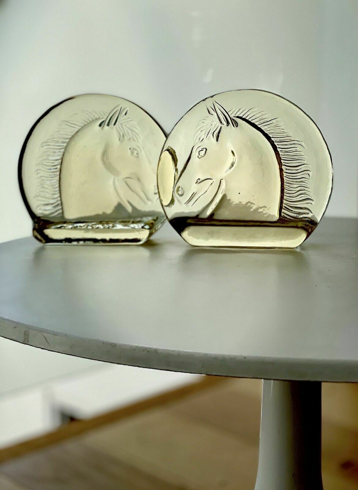 A Pair Of Vintage Depression Glass Horse Head Bookends In Pale Yellow photo Home Decor
