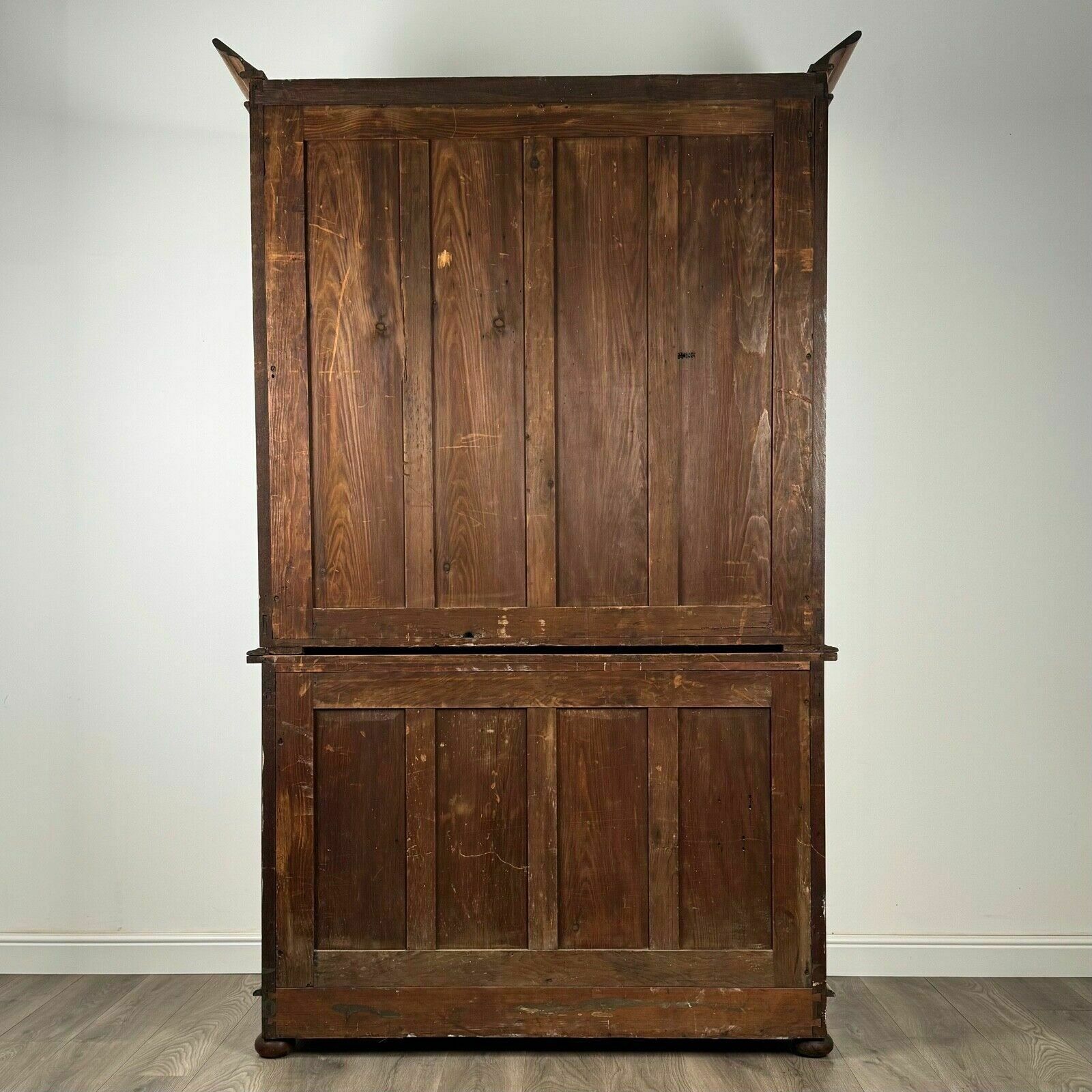 Antique 19th Century Golden Oak Bookcase On Cupboard Of Finest Quality photo vinterior