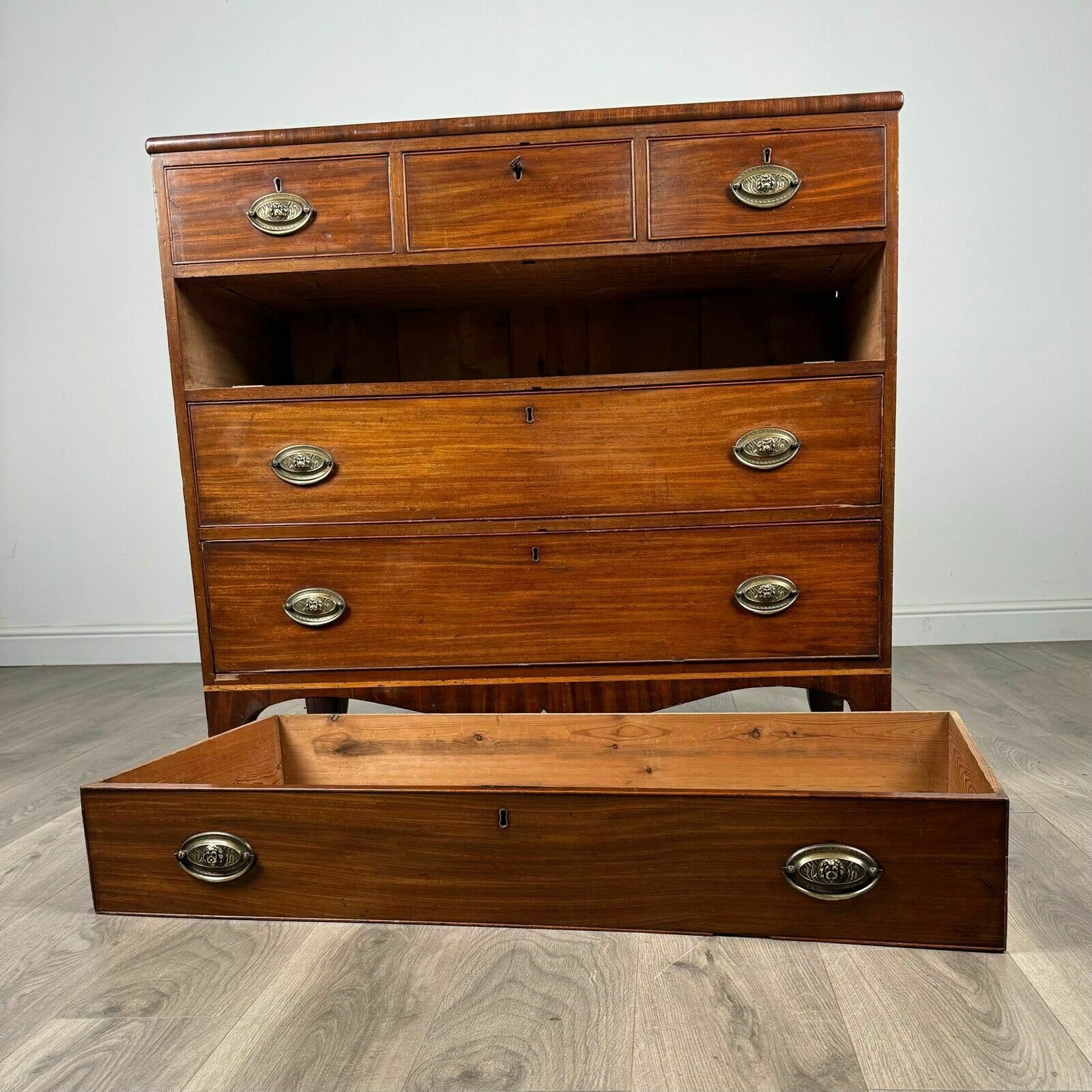 photo for sale Antique 18th Century Mahogany Chest Of Drawers