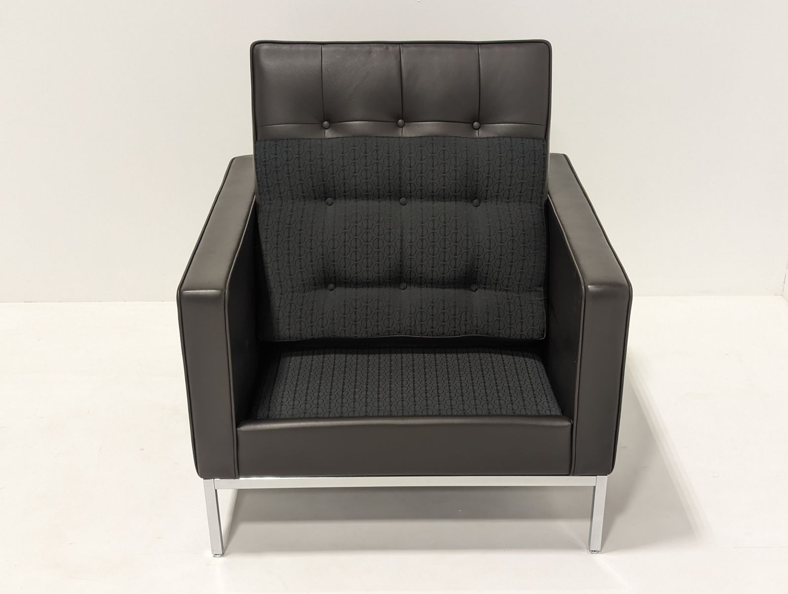 Furniture Knoll Studio Sabrina Armchair, Modernist photo