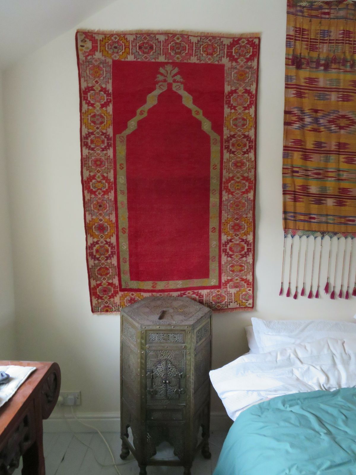photo buy First Half 19th Century Turkish Konya Prayer Rug. Central Anatolia 150cm X 94cm.