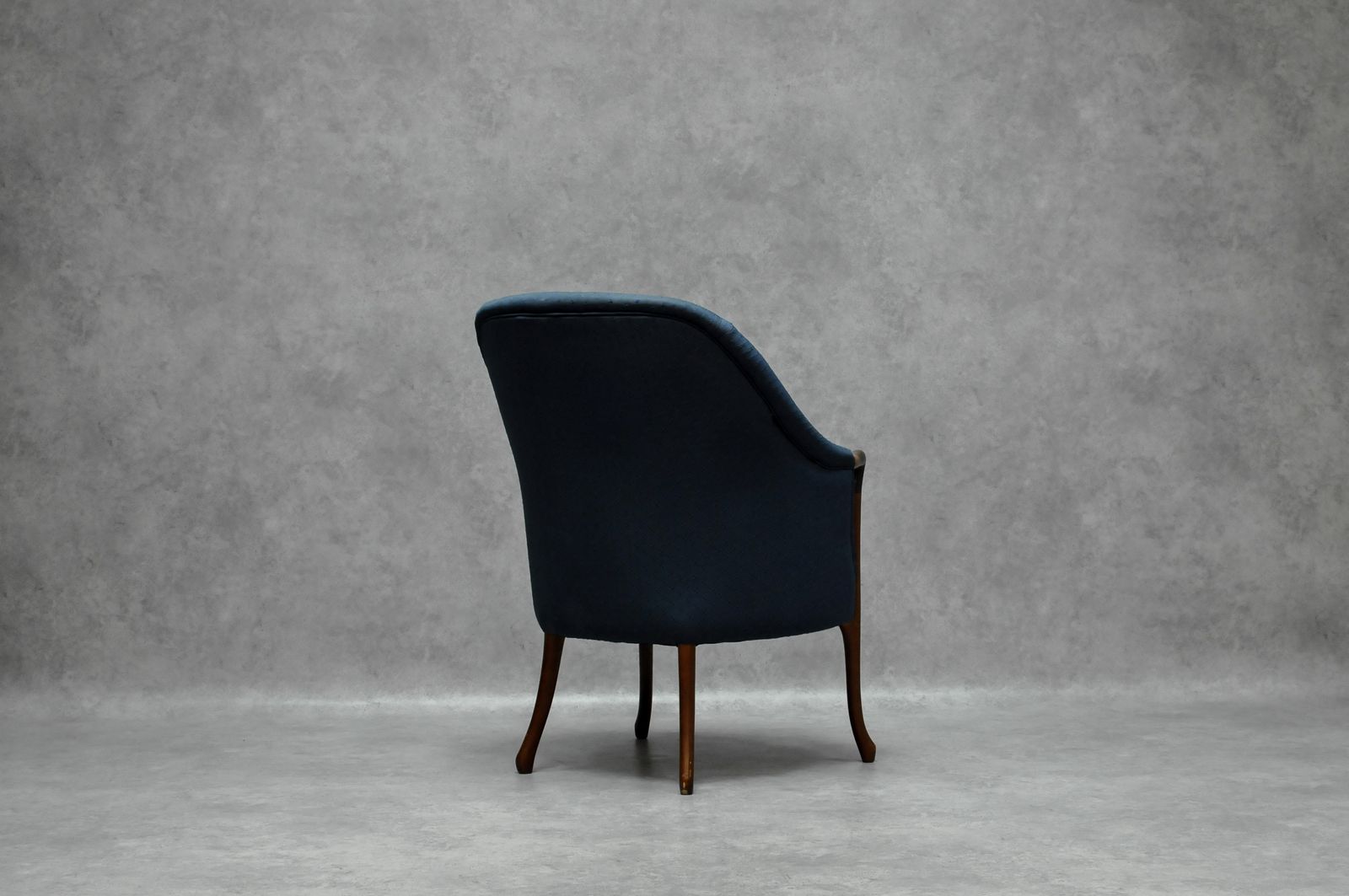 Designed By Umberto Asnago "Progetti" Armchairs. photo 343.0