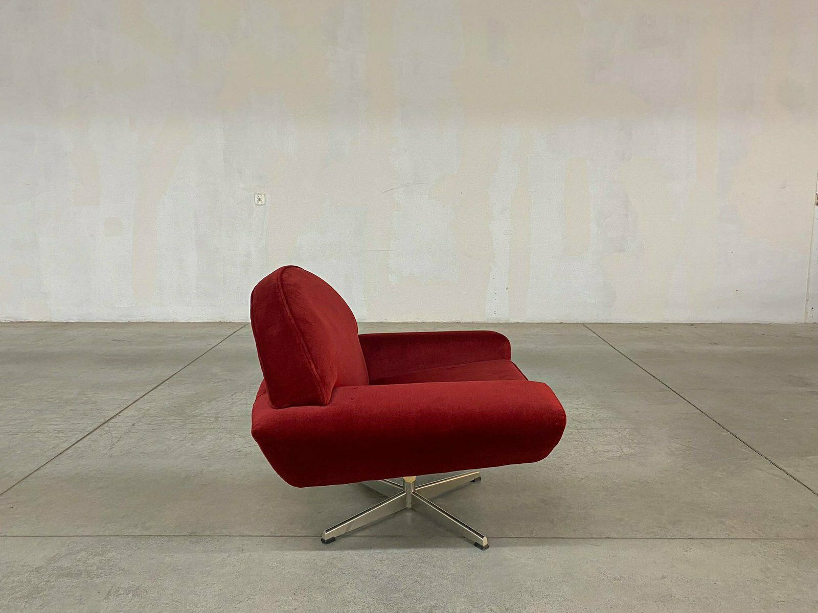 photo for sale Capri Swivel Armchair By Johannes Andersen For Trensum