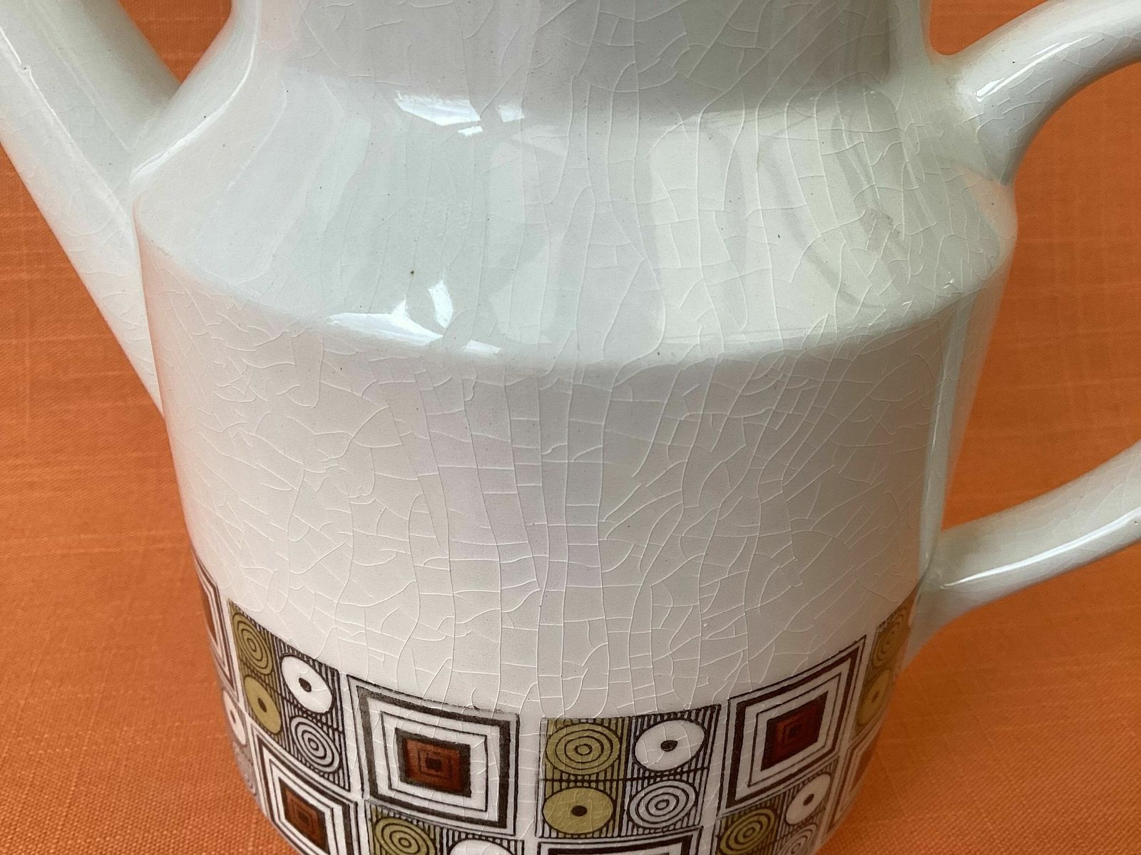 photo furniture Broadhurst Kathie Winkle Rushstone ‘Kofti’ Pot (2 Pint), 1960s Kathie Winkle Teapot, Broadhurst Rushstone Coffee Pot,Kathie Winkle Kofti Pot