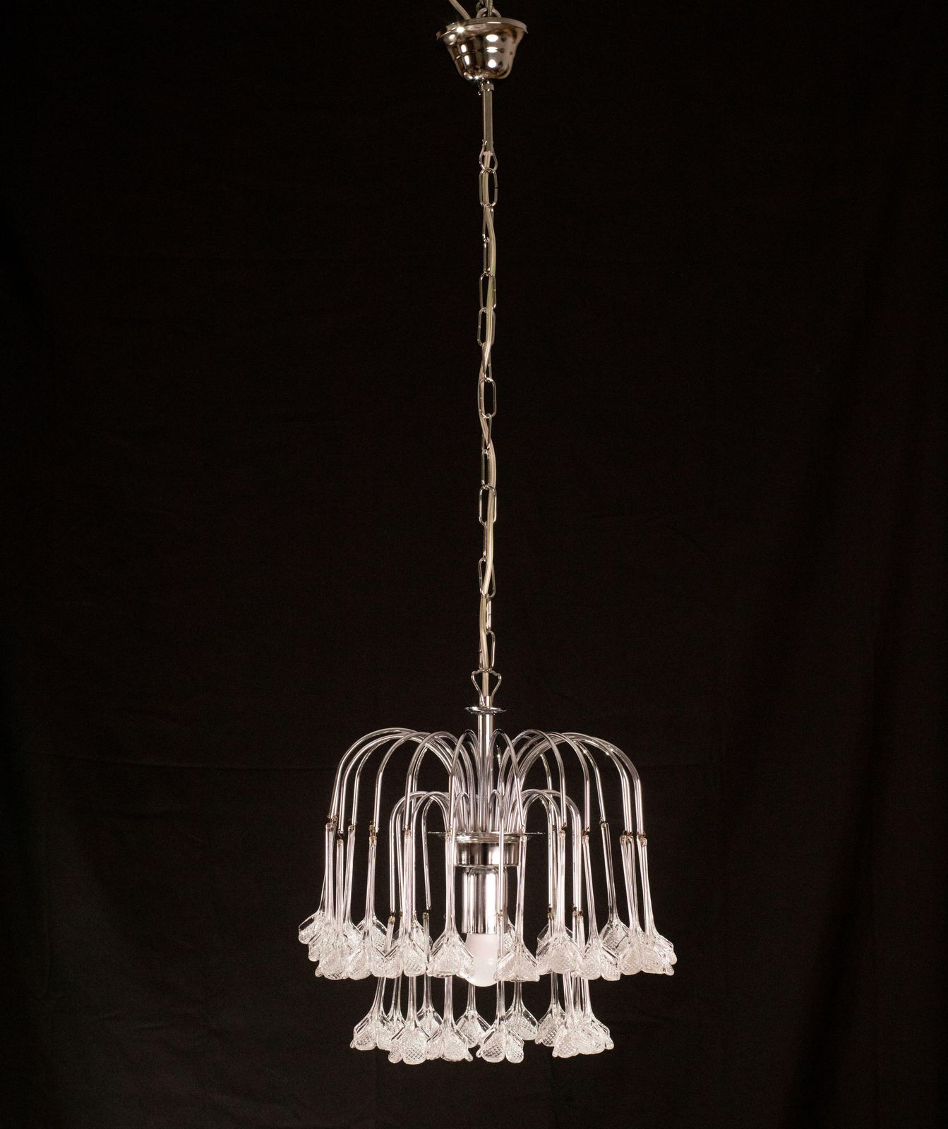 photo furniture Set Of 2 Julia Roberts, Vintage White Murano Chandelier, 1980s