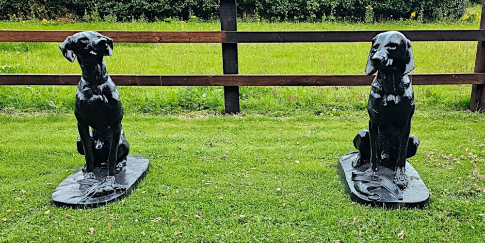 A Rare Pair Of 20th Century Animalier Cast Iron Hunting Dogs