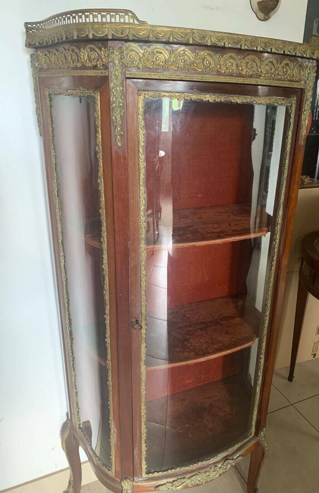 Furniture Napoleon III Showcase In Mahogany And Chiseled Bronze 20th Century photo