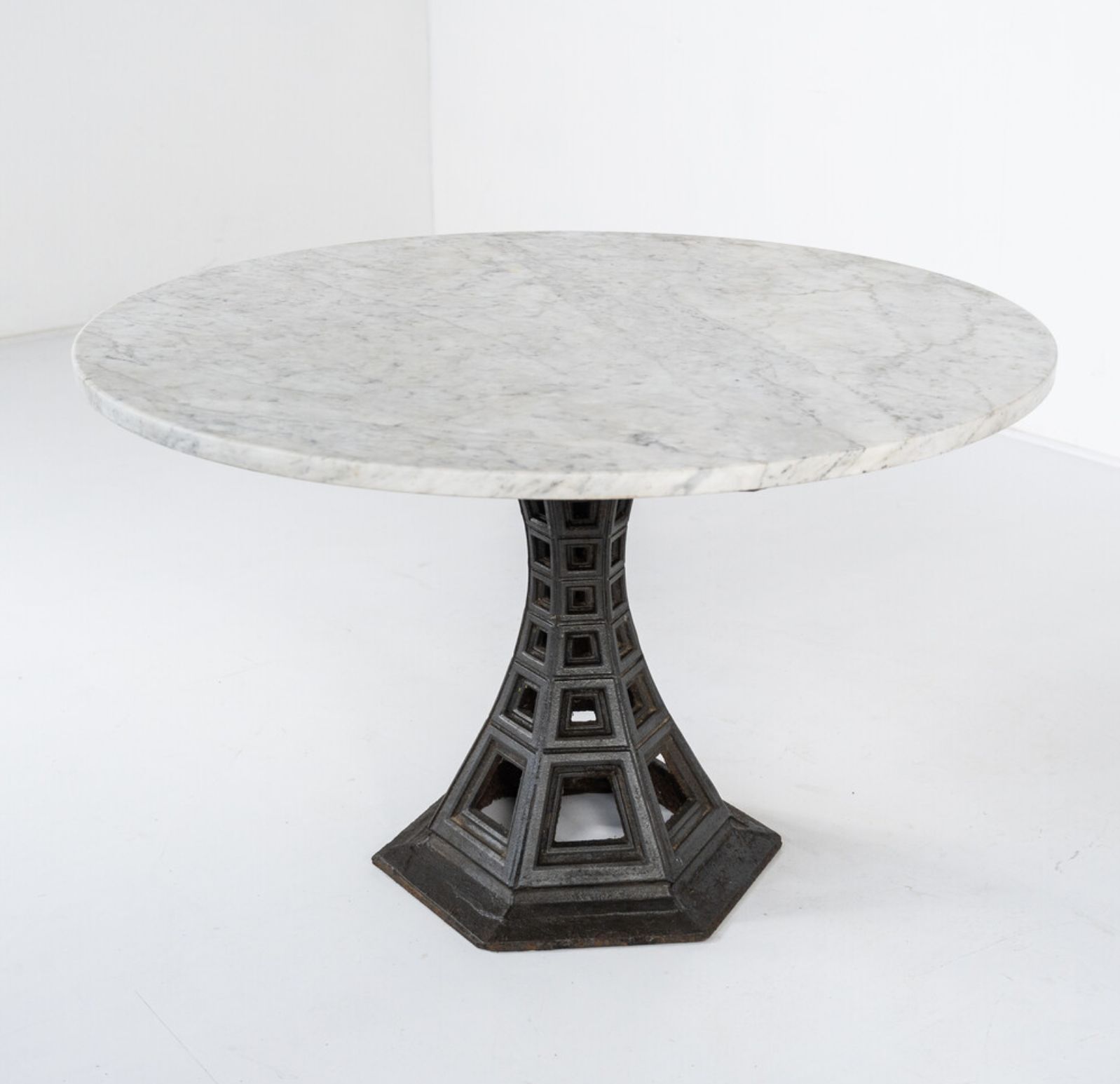 photo furniture Prospettica Dining Table By Paolo Portoghesi