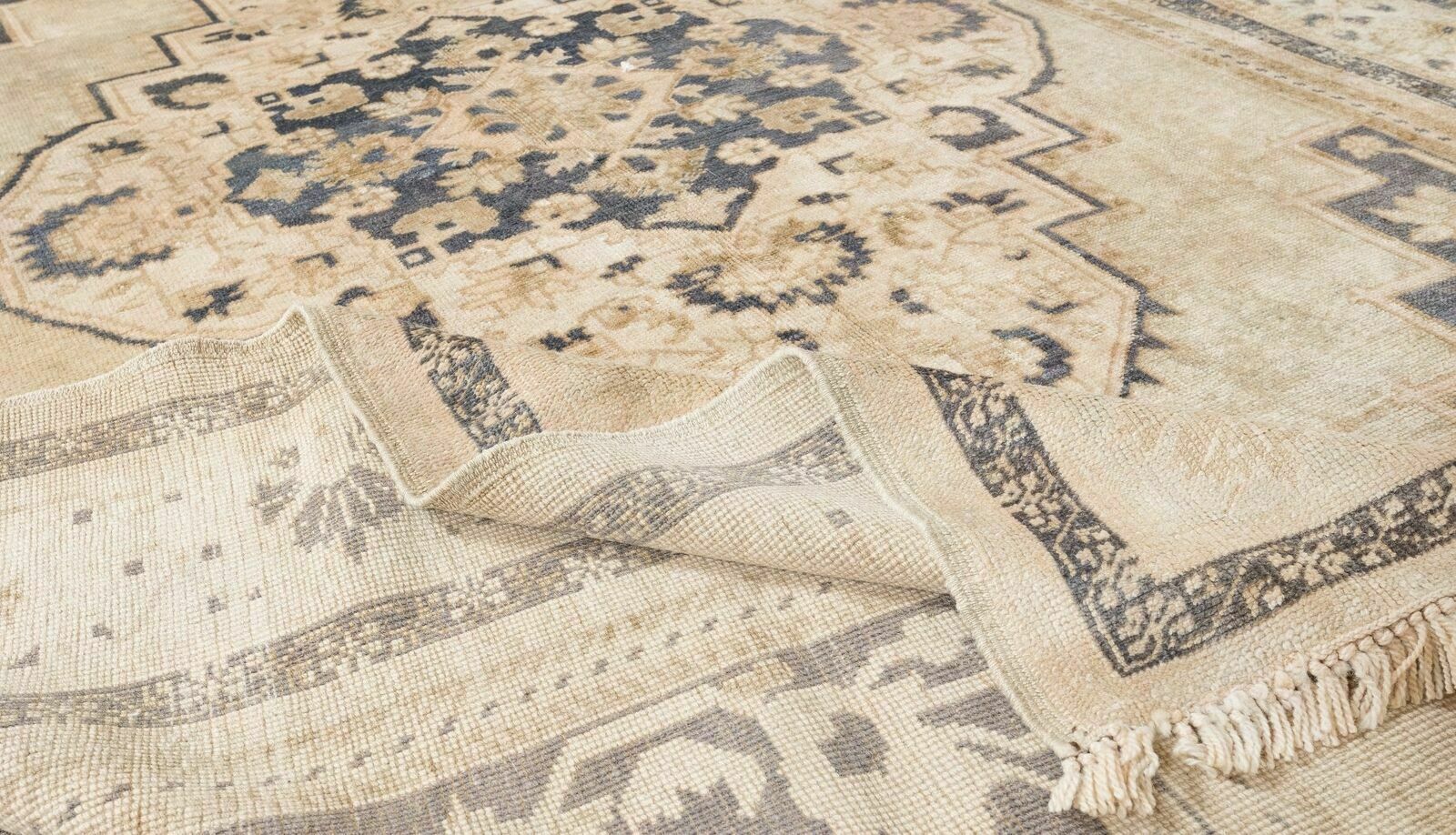 5.4x9.3 Ft 1960s Hand Knotted Turkish Oushak Rug With Geometric Medallion Design photo for sale